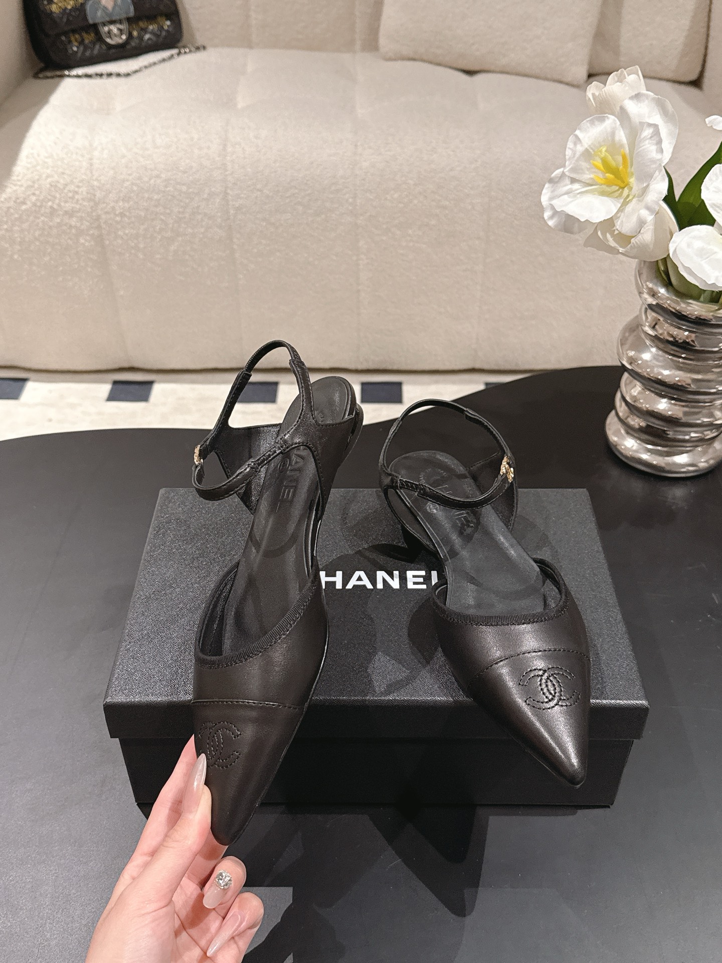 Chanel 𝐁𝐫𝐚𝐧𝐝：𝐂𝐇𝐀𝐍*𝐋