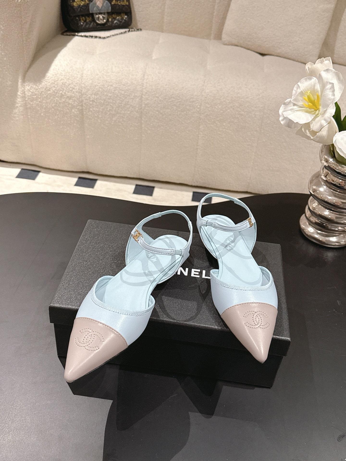 Chanel 𝐁𝐫𝐚𝐧𝐝：𝐂𝐇𝐀𝐍*𝐋