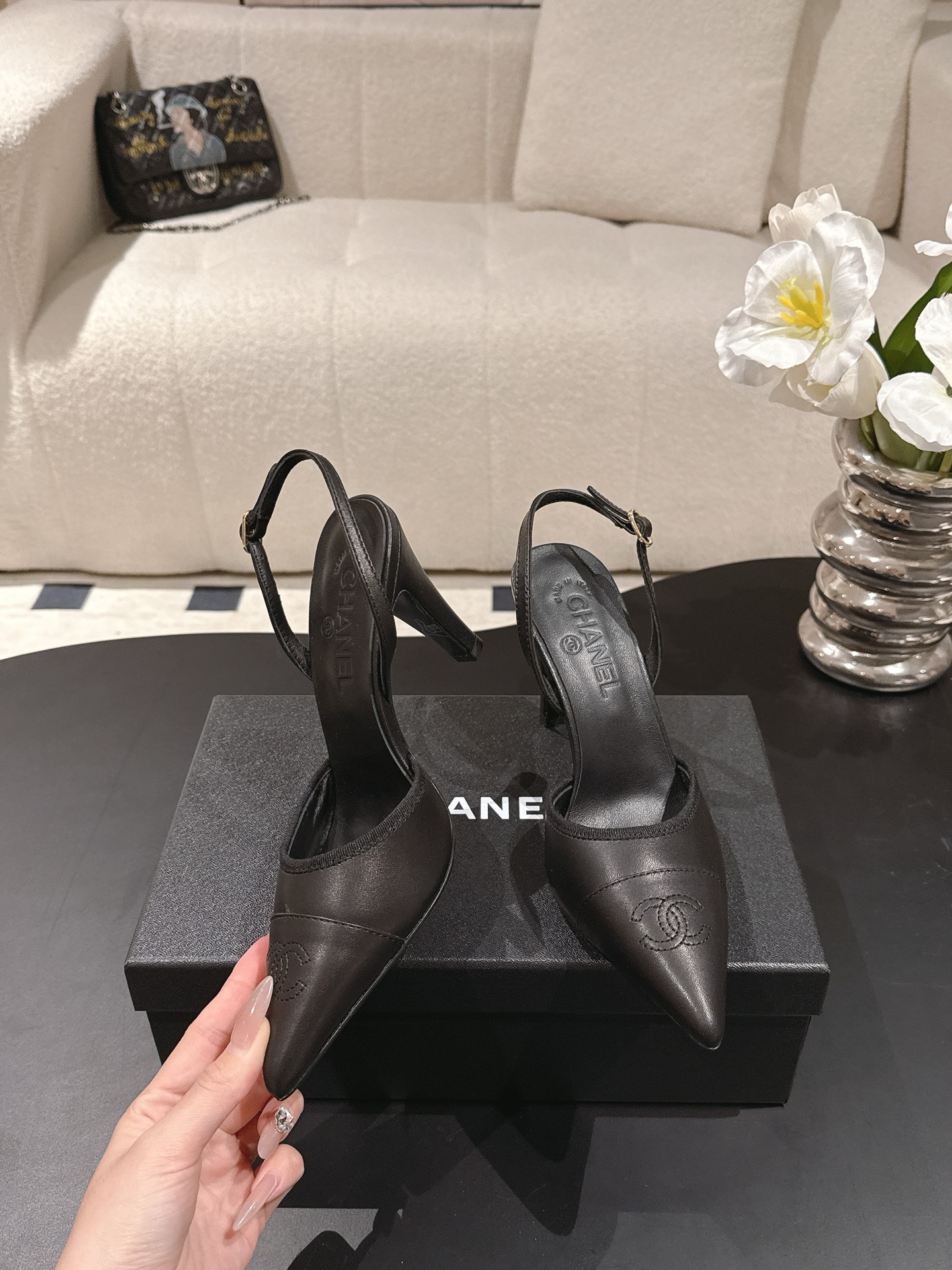 Chanel 𝐁𝐫𝐚𝐧𝐝：𝐂𝐇𝐀𝐍*𝐋