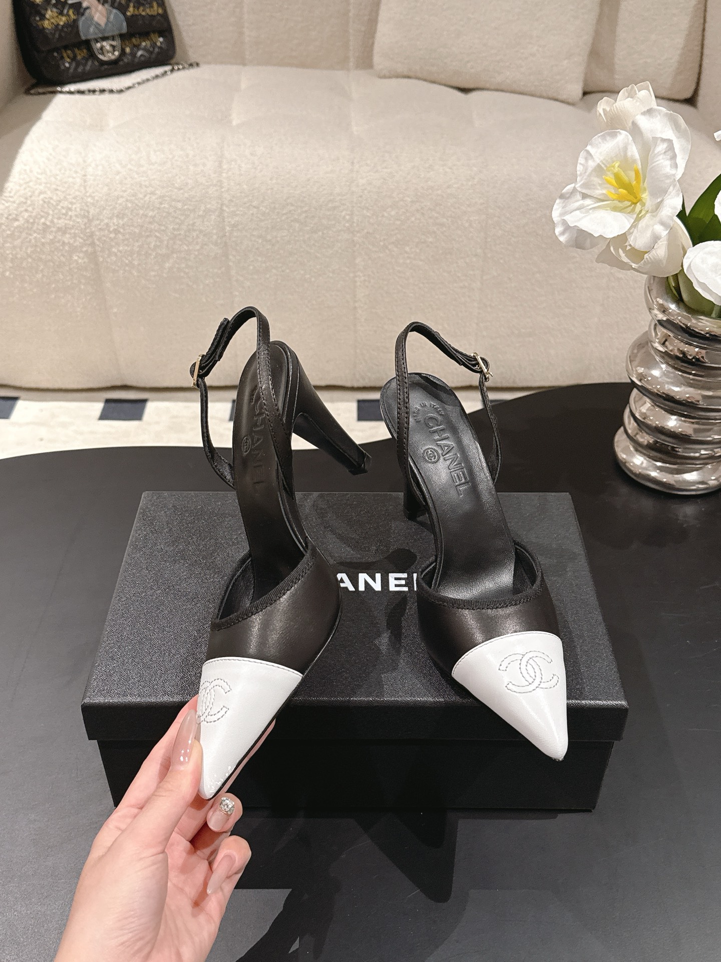 Chanel 𝐁𝐫𝐚𝐧𝐝：𝐂𝐇𝐀𝐍*𝐋