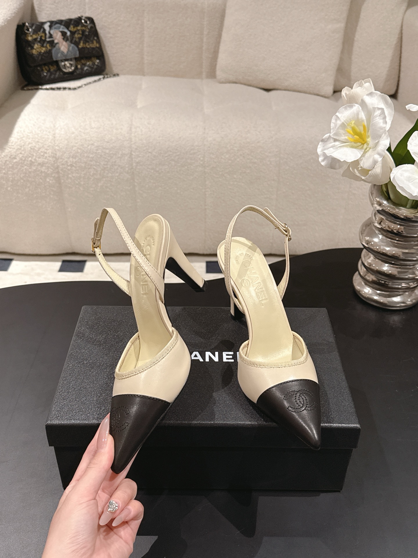 Chanel 𝐁𝐫𝐚𝐧𝐝：𝐂𝐇𝐀𝐍*𝐋