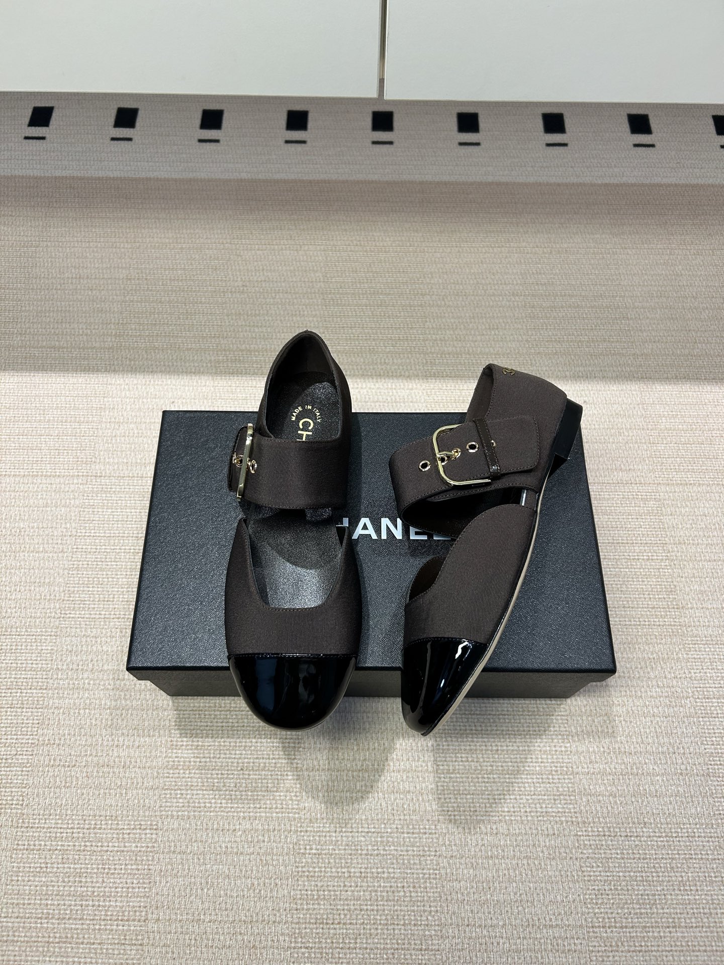 Chanel 𝐁𝐫𝐚𝐧𝐝：𝐂𝐇𝐀𝐍*𝐋