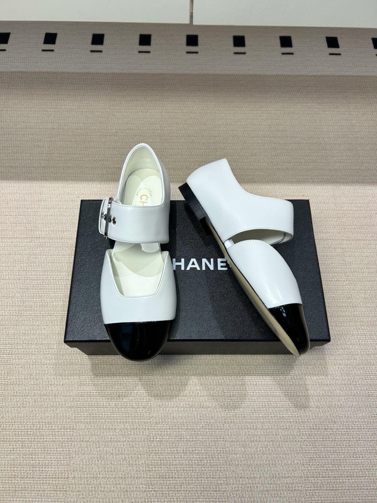Chanel 𝐁𝐫𝐚𝐧𝐝：𝐂𝐇𝐀𝐍*𝐋