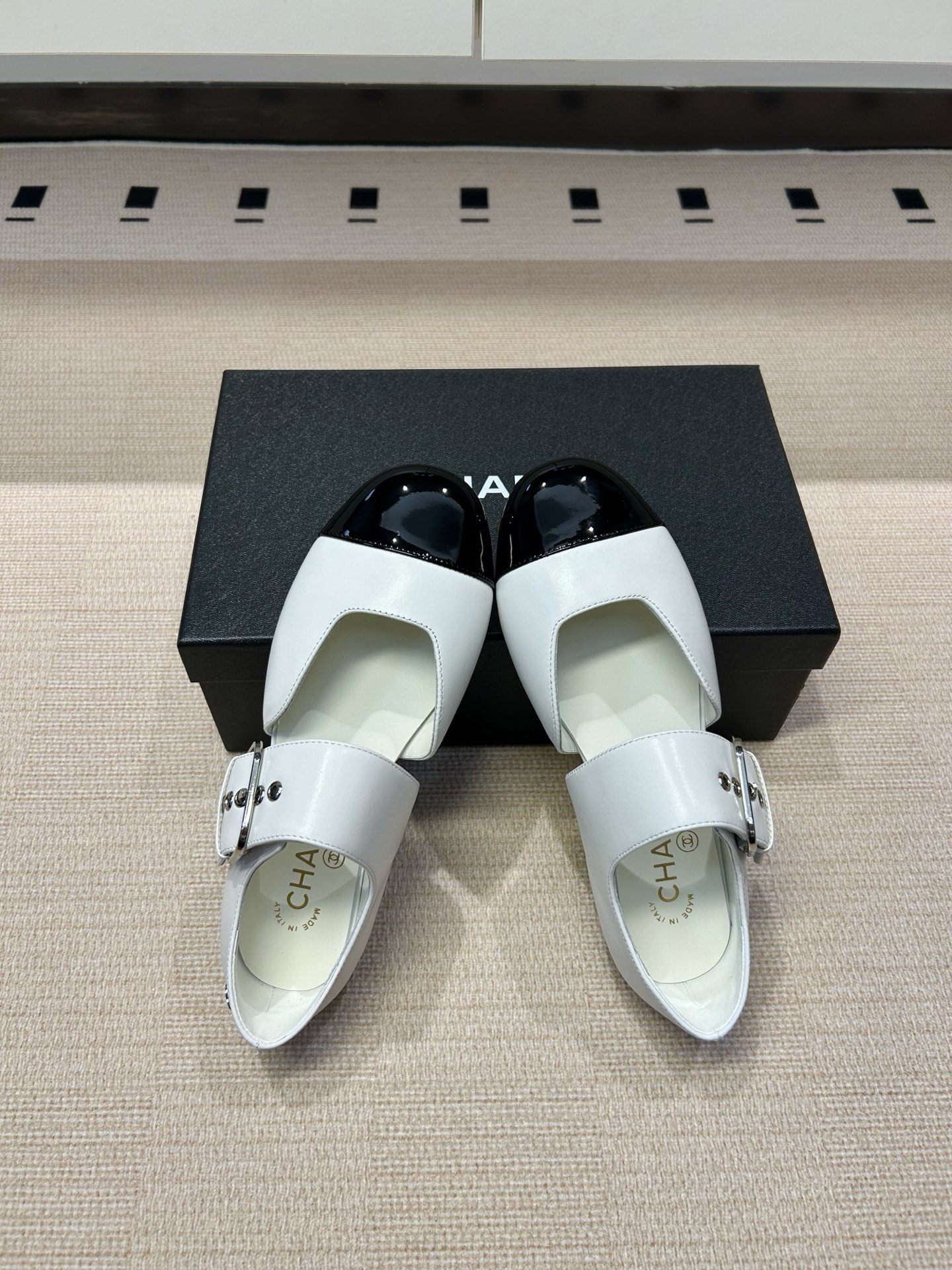Chanel 𝐁𝐫𝐚𝐧𝐝：𝐂𝐇𝐀𝐍*𝐋