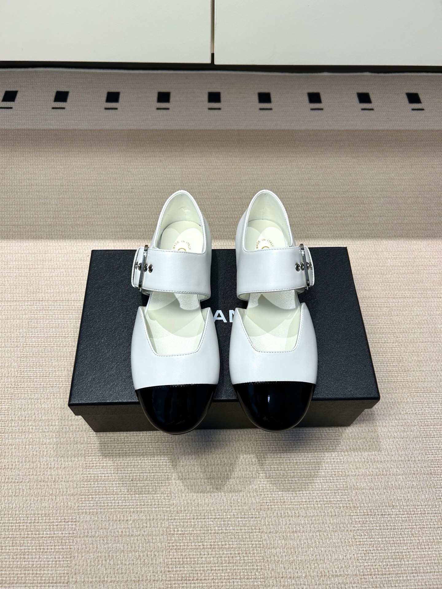 Chanel 𝐁𝐫𝐚𝐧𝐝：𝐂𝐇𝐀𝐍*𝐋