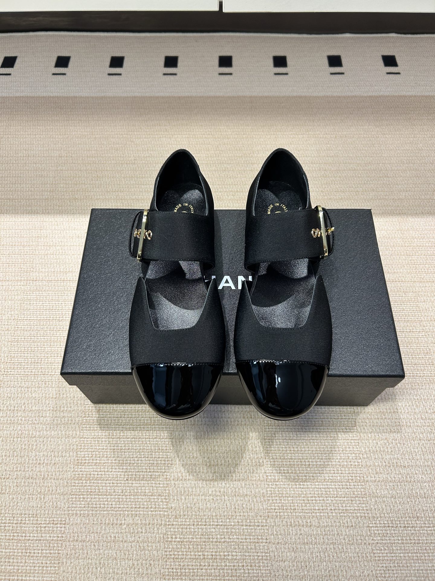 Chanel 𝐁𝐫𝐚𝐧𝐝：𝐂𝐇𝐀𝐍*𝐋