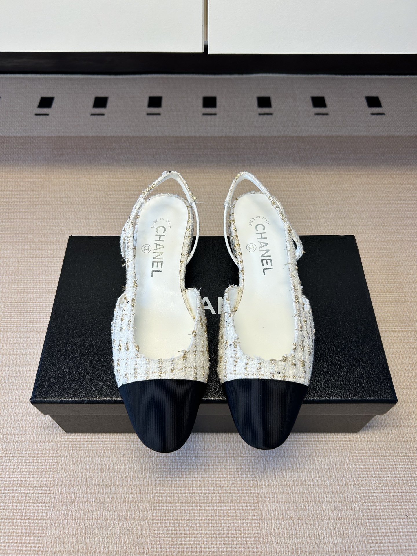 Chanel 𝐁𝐫𝐚𝐧𝐝𝐂𝐡𝐚𝐧*𝐥