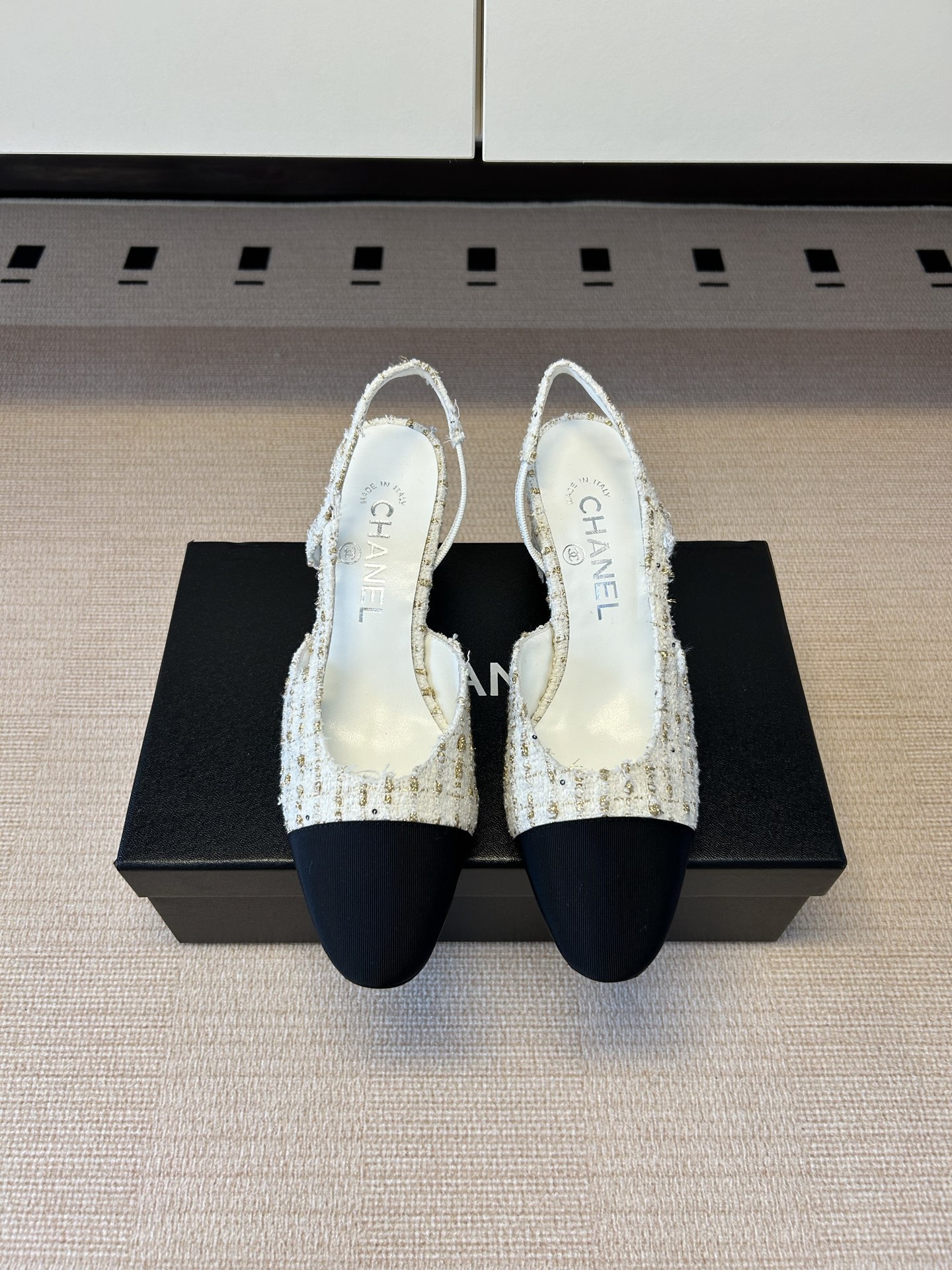 Chanel 𝐁𝐫𝐚𝐧𝐝𝐂𝐡𝐚𝐧*𝐥