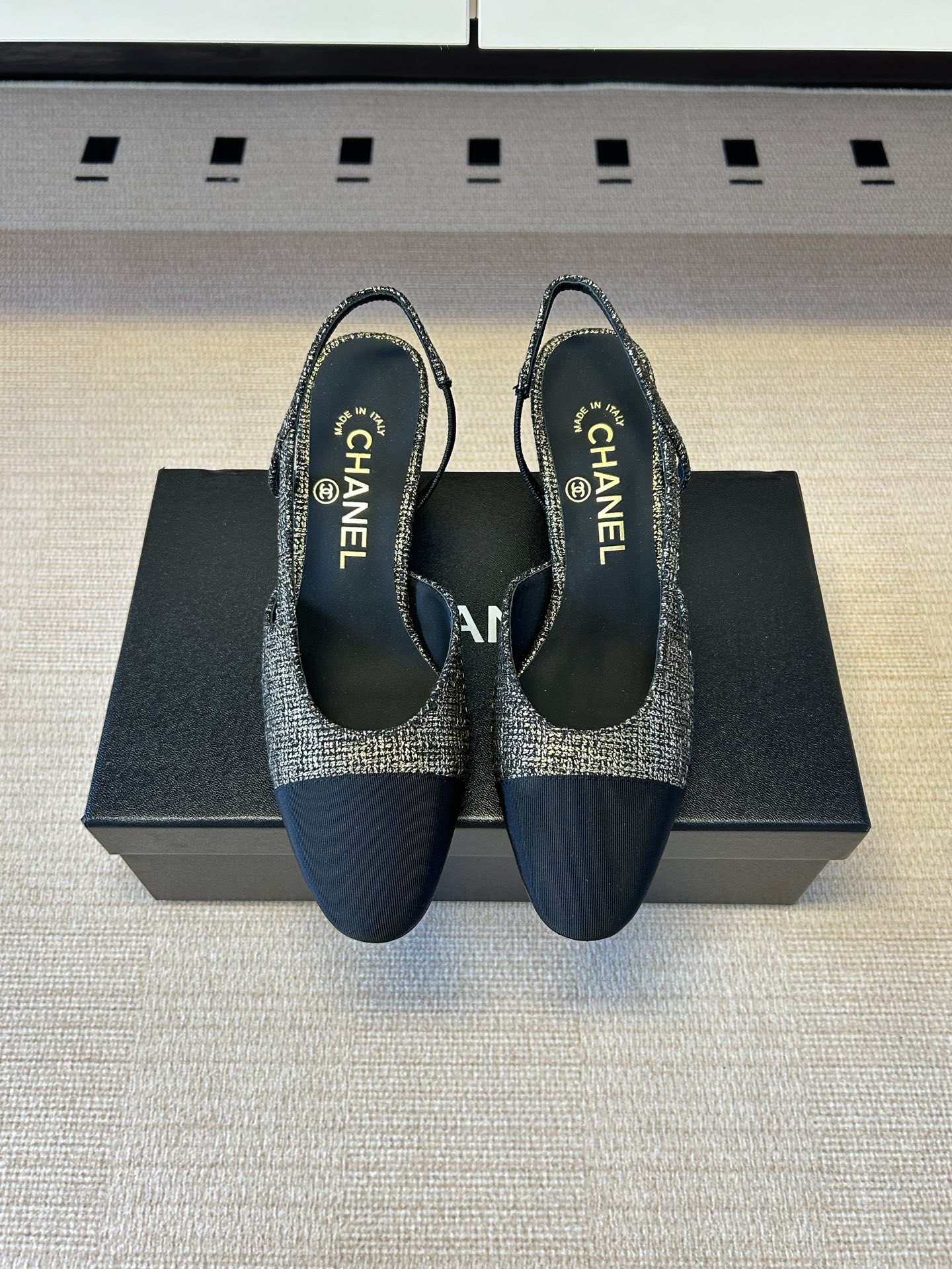 Chanel 𝐁𝐫𝐚𝐧𝐝𝐂𝐡𝐚𝐧*𝐥