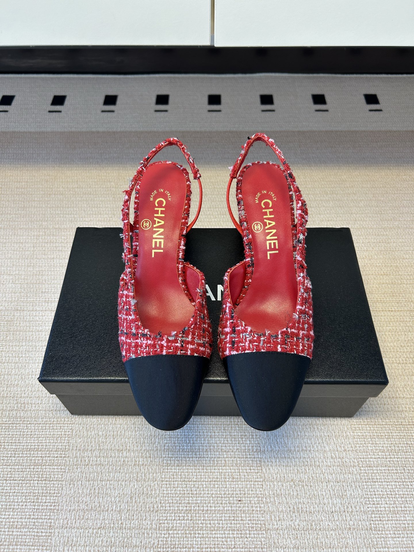 Chanel 𝐁𝐫𝐚𝐧𝐝𝐂𝐡𝐚𝐧*𝐥