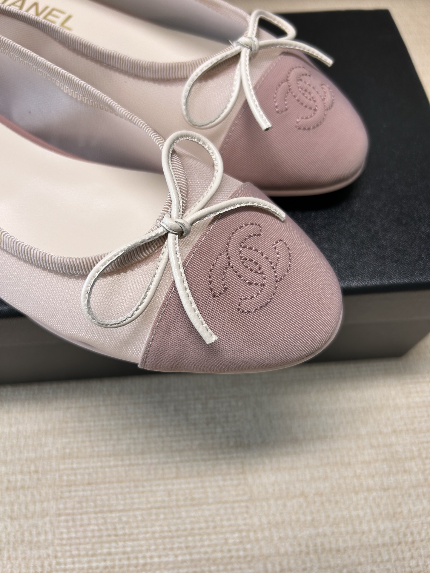 Chanel 𝐁𝐫𝐚𝐧𝐝𝐂𝐡𝐚𝐧*𝐥