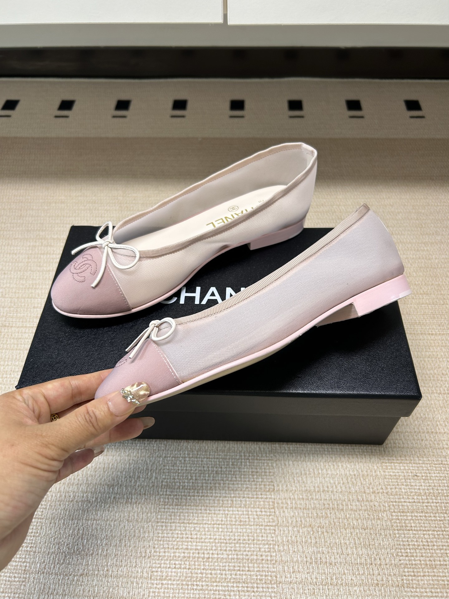 Chanel 𝐁𝐫𝐚𝐧𝐝𝐂𝐡𝐚𝐧*𝐥