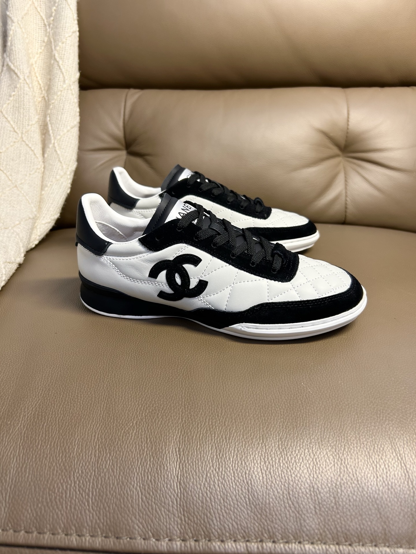 Chanel 𝐁𝐫𝐚𝐧𝐝𝐂𝐇𝐚𝐧*𝐥