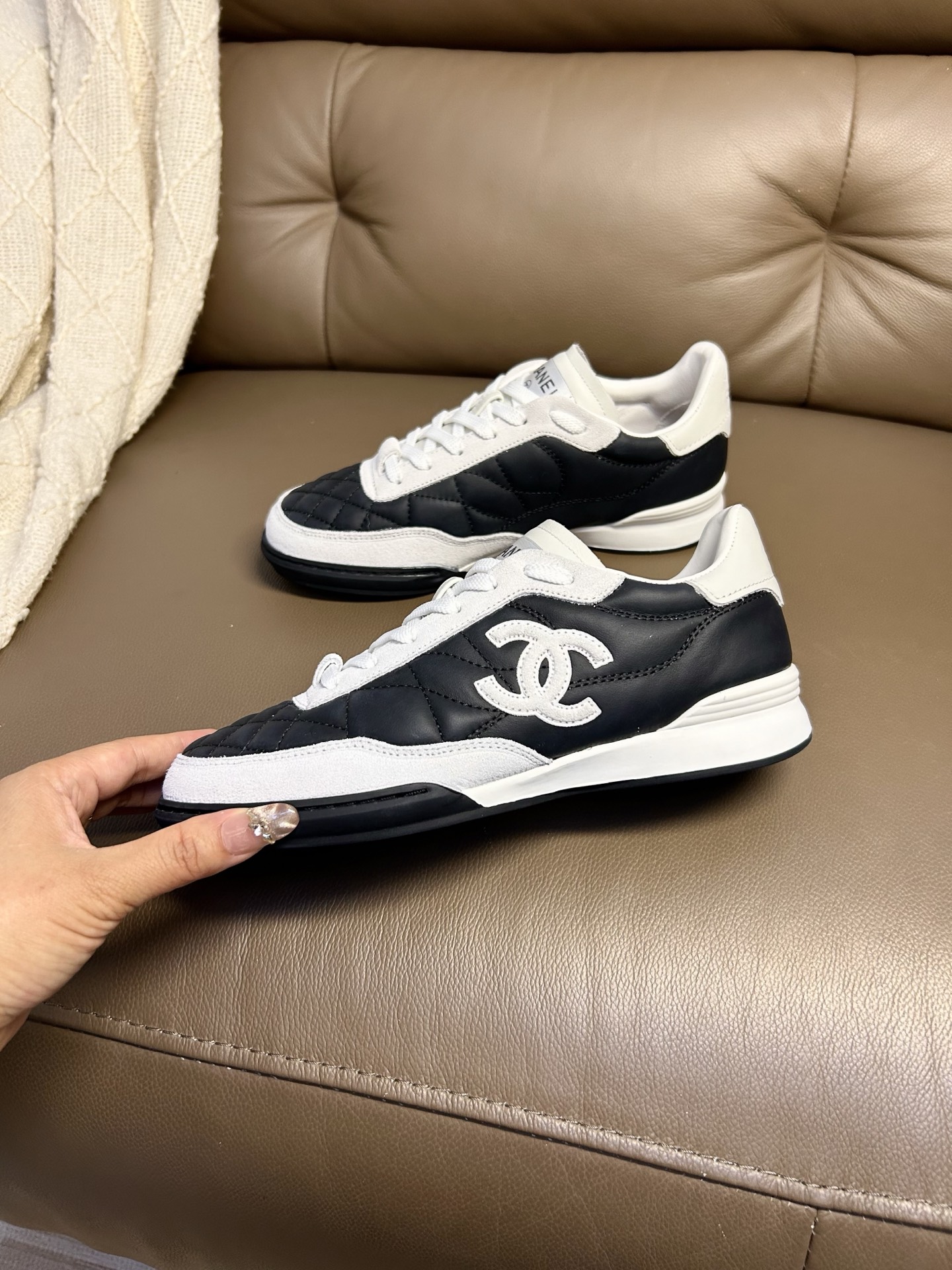 Chanel 𝐁𝐫𝐚𝐧𝐝𝐂𝐇𝐚𝐧*𝐥