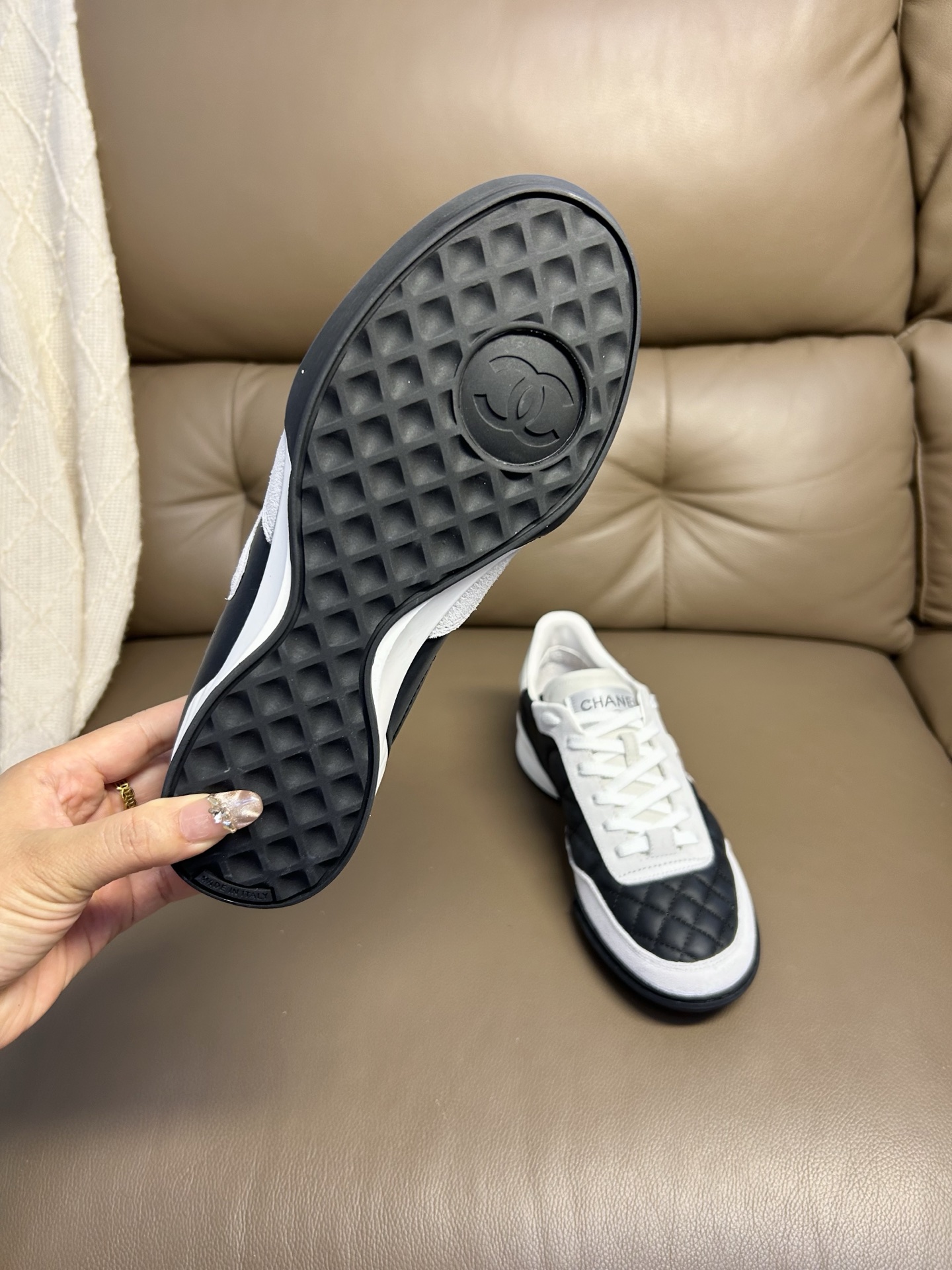 Chanel 𝐁𝐫𝐚𝐧𝐝𝐂𝐇𝐚𝐧*𝐥