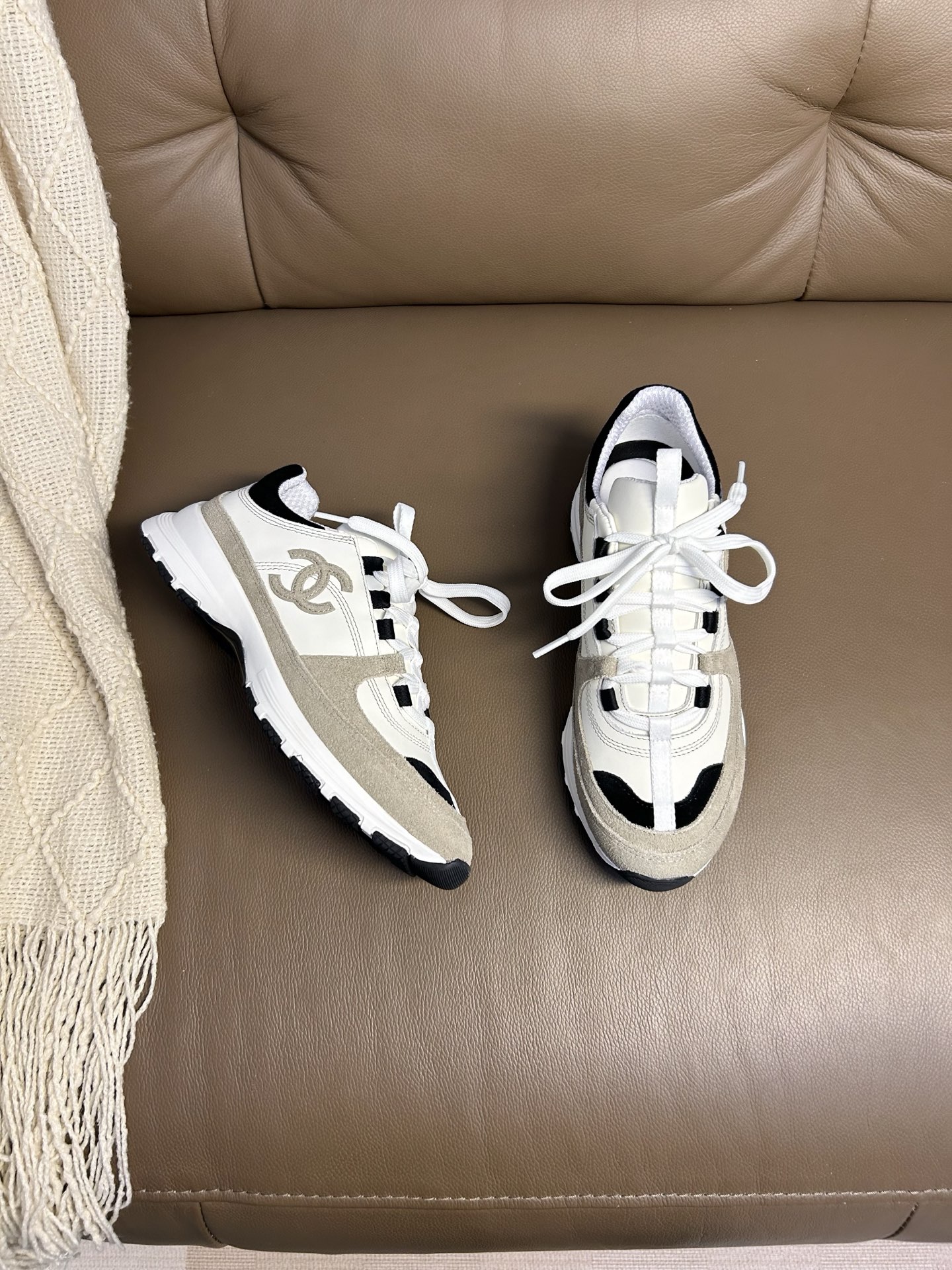 Chanel 𝐁𝐫𝐚𝐧𝐝𝐂𝐇𝐚𝐧*𝐥