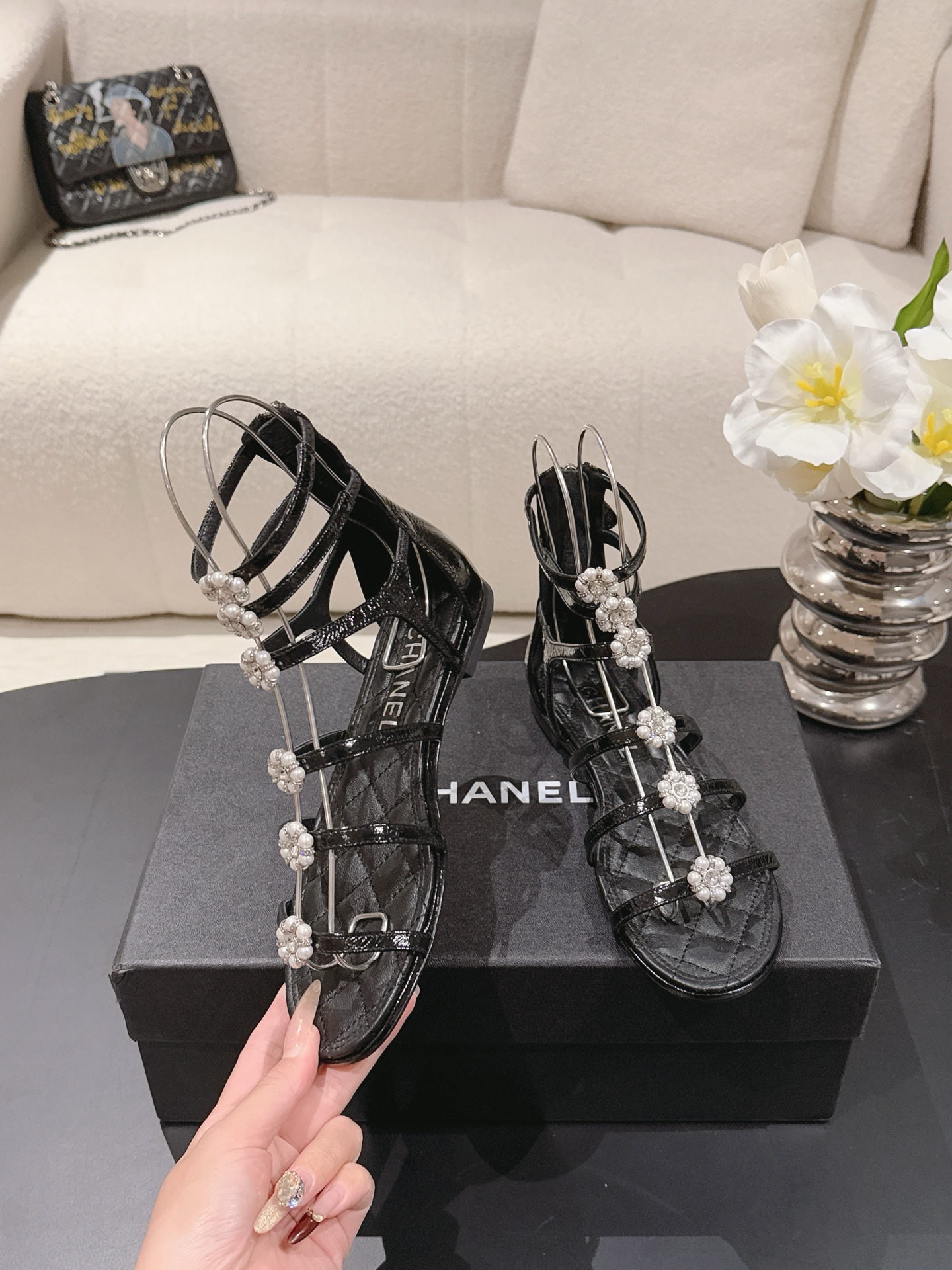 Chanel 𝐁𝐫𝐚𝐧𝐝：𝐂𝐇𝐀𝐍*𝐋