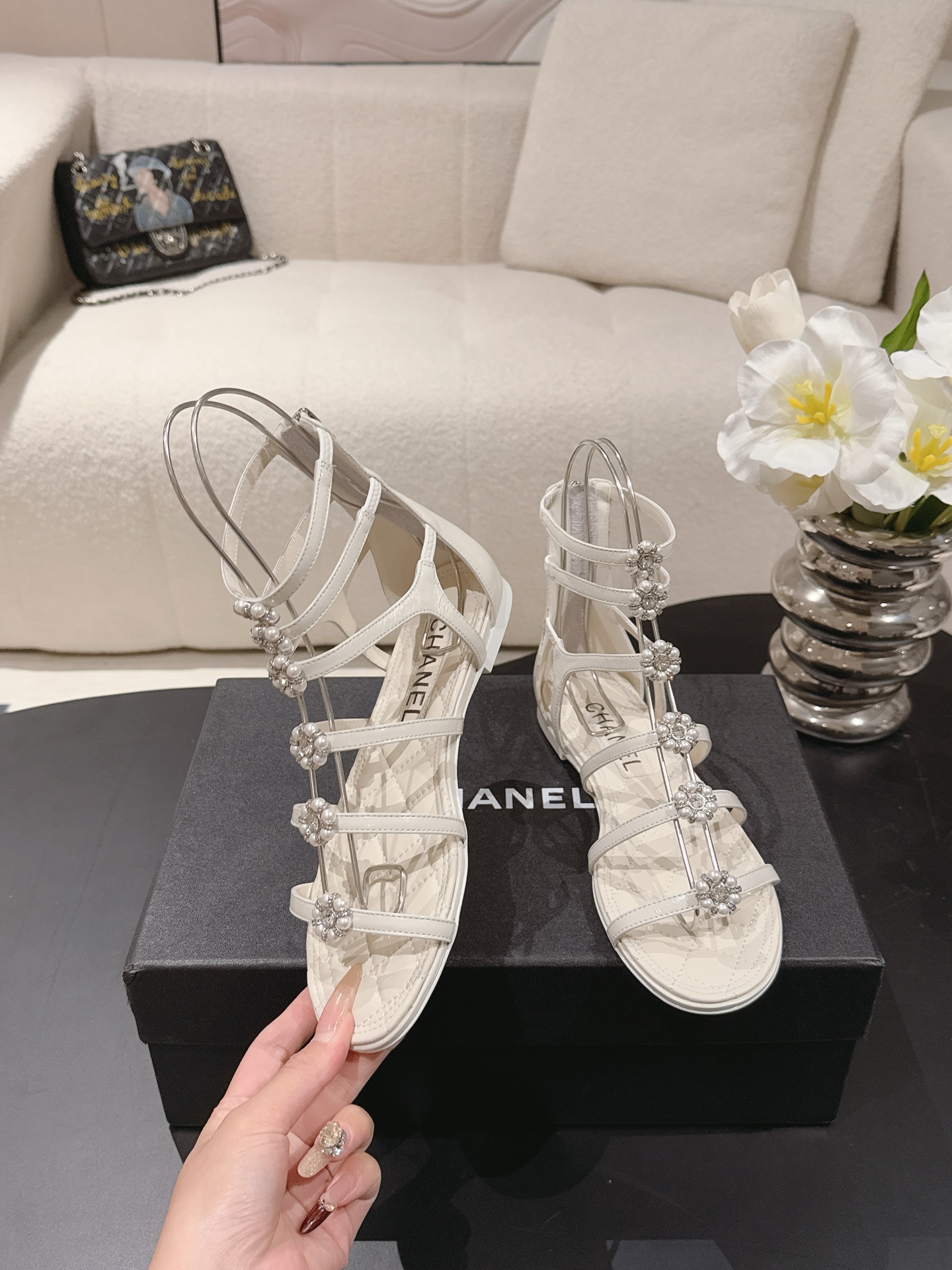 Chanel 𝐁𝐫𝐚𝐧𝐝：𝐂𝐇𝐀𝐍*𝐋