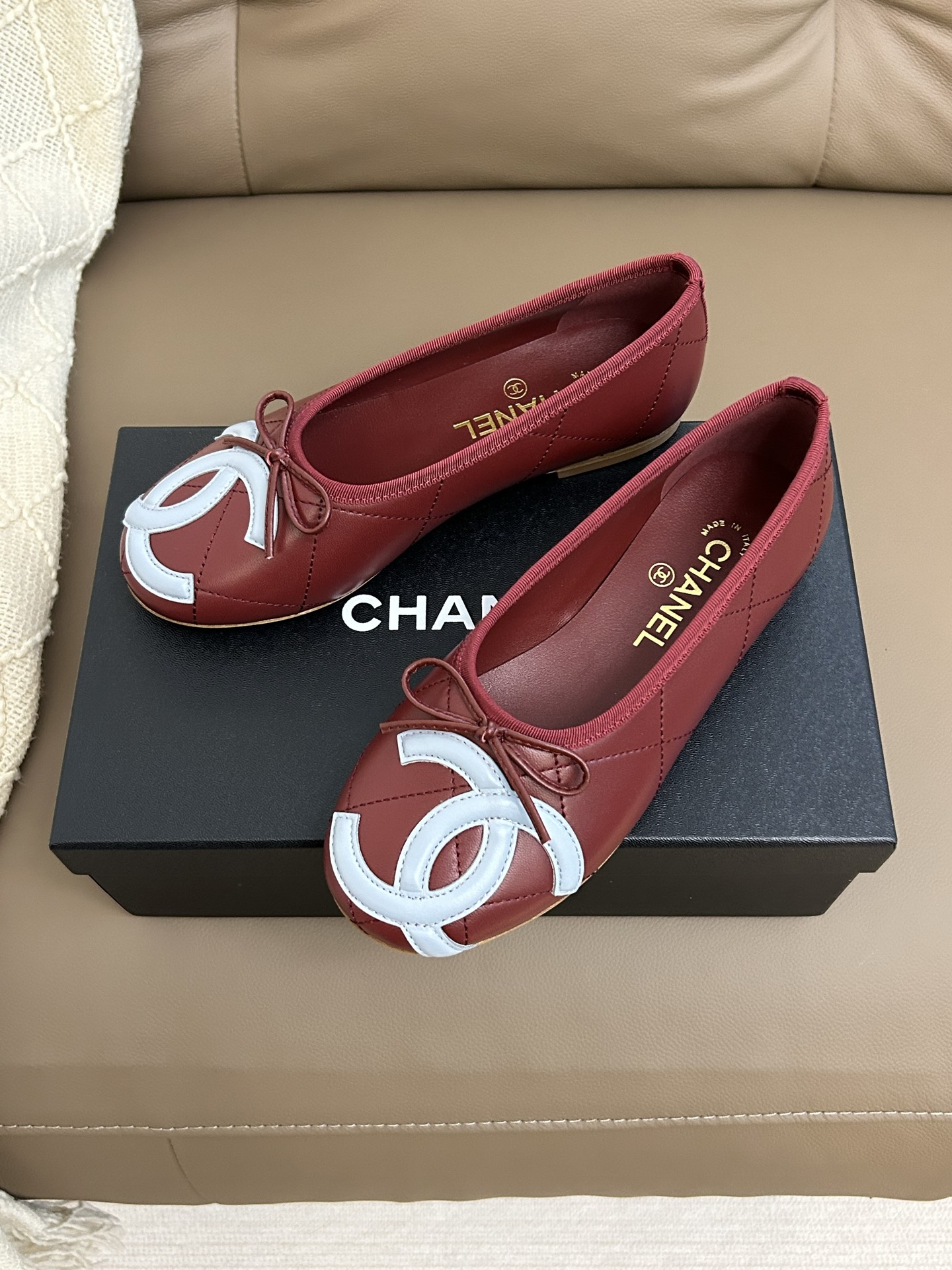 Chanel 𝐁𝐫𝐚𝐧𝐝𝐂𝐡𝐚𝐧*𝐥