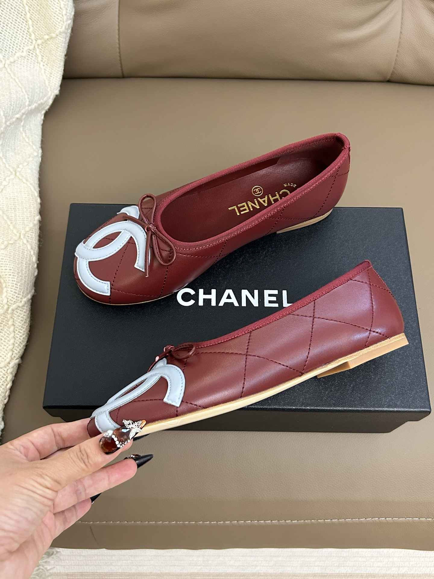 Chanel 𝐁𝐫𝐚𝐧𝐝𝐂𝐡𝐚𝐧*𝐥