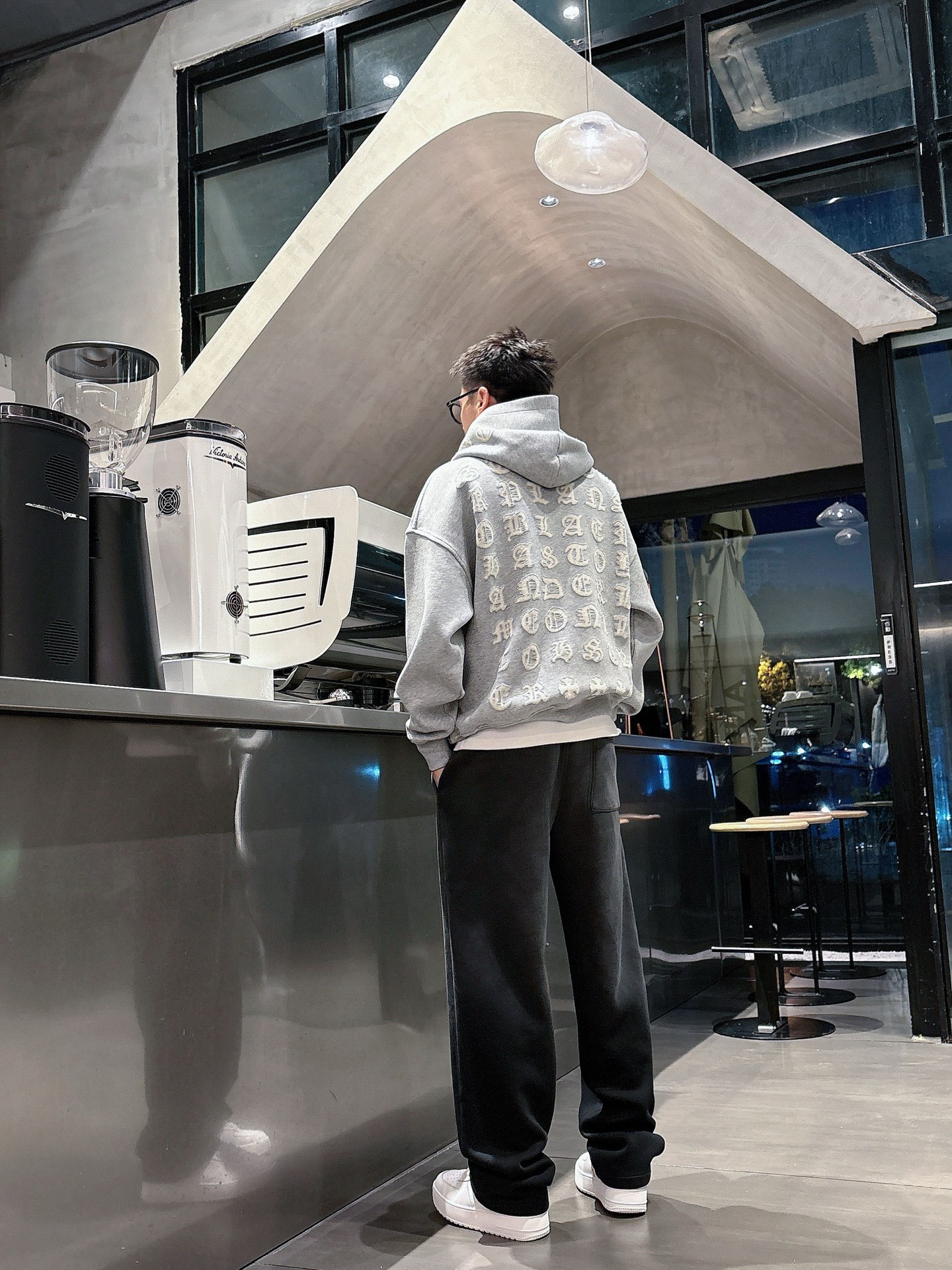 🌾 始祖鸟 🆕2025秋冬新款休闲裤！官网同步发售。品牌经典LOGO休闲裤 ，定制面料，舒适度极好，手触