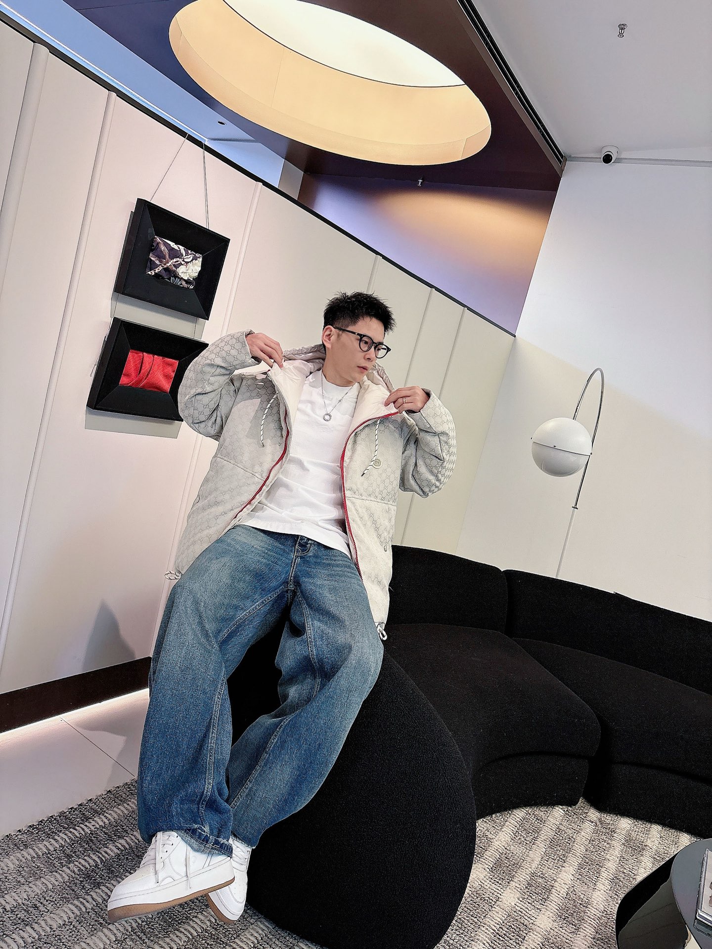 古奇 官网款2025秋冬新款羽绒服。这款号称羽绒服届最高端的，全部90绒的三标齐全带着经典的Logo组合