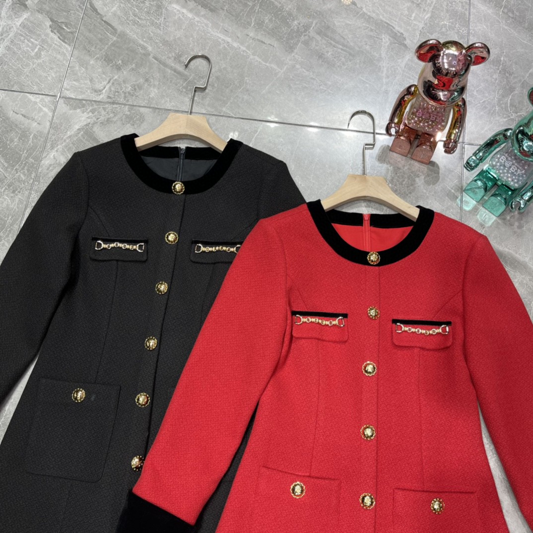 Elegant Tweed A-Line Dress with Velvet Collar & Button Detail - Chanel Style 10 a1697188240904 4725