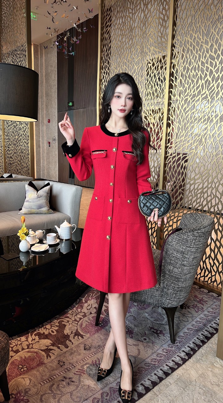 Elegant Tweed A-Line Dress with Velvet Collar - Chic Chanel-Inspired Style 4 a1697188421251 6405