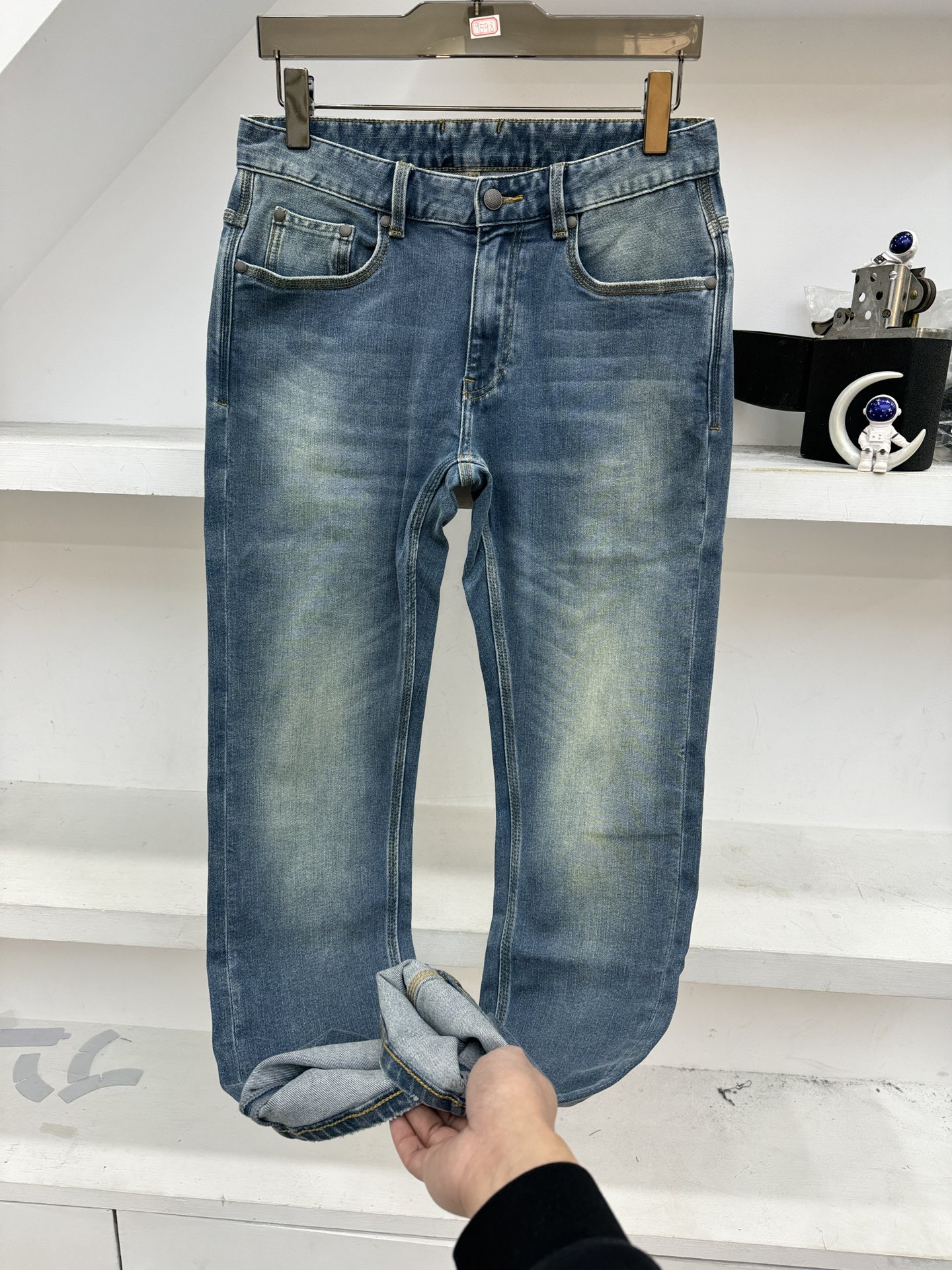 BV宝提佳s新季爆款牛仔裤专柜24原单外贸最新设计弹力舒适颜值品相超高的一款牛仔裤简约潮流感+旧感头层皮