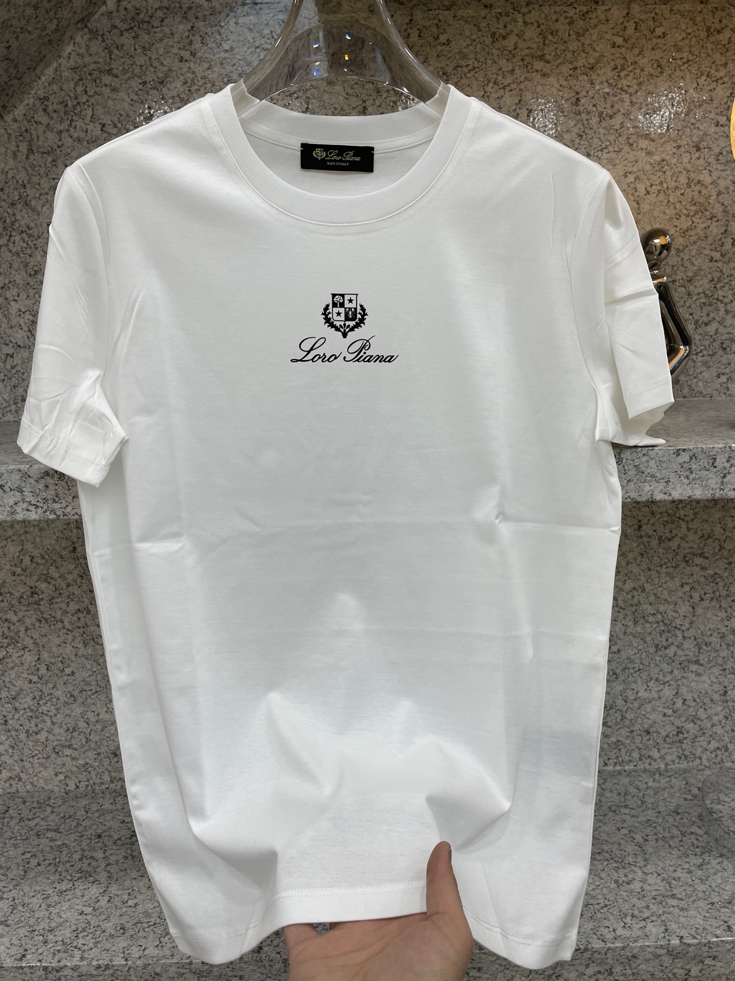 Luxurious Custom Double Silk Velvet T-shirt for 2025 Spring/Summer Trend in Abstract Design - 图片 5