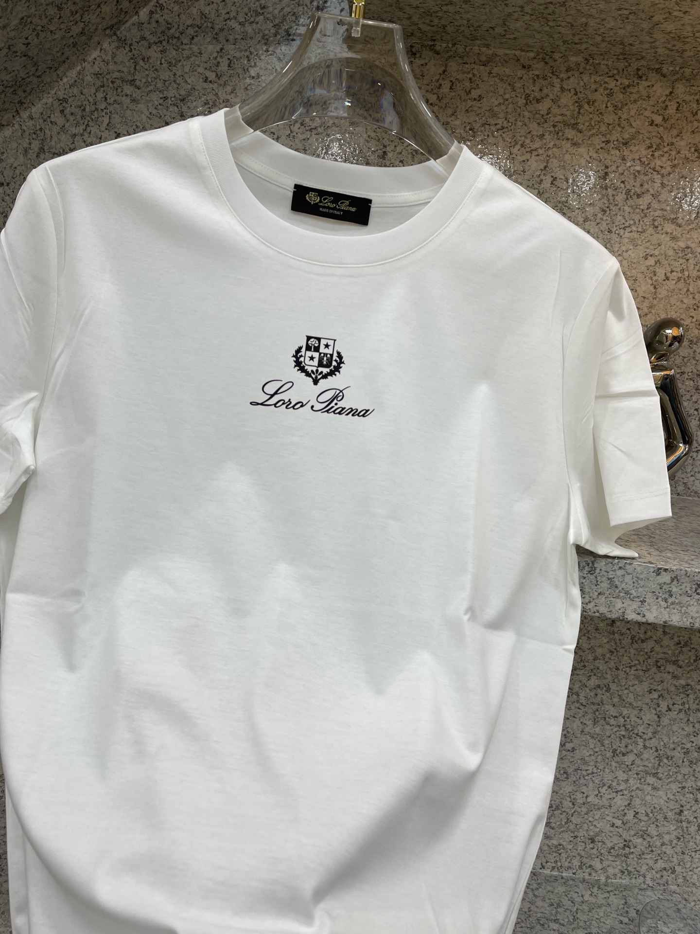 Luxurious Custom Double Silk Velvet T-shirt for 2025 Spring/Summer Trend in Abstract Design - 图片 9