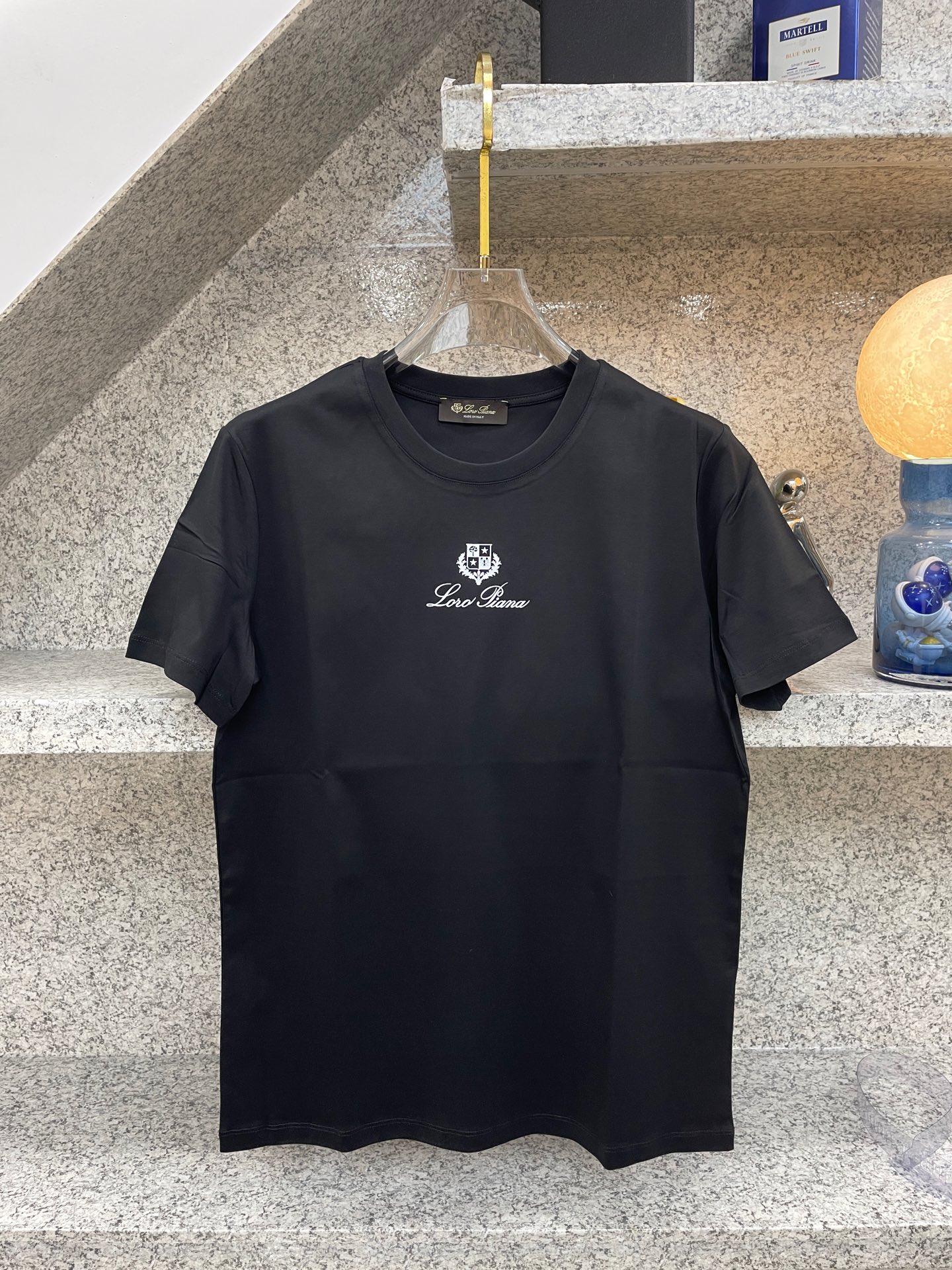Luxurious Custom Double Silk Velvet T-shirt for 2025 Spring/Summer Trend in Abstract Design - 图片 2