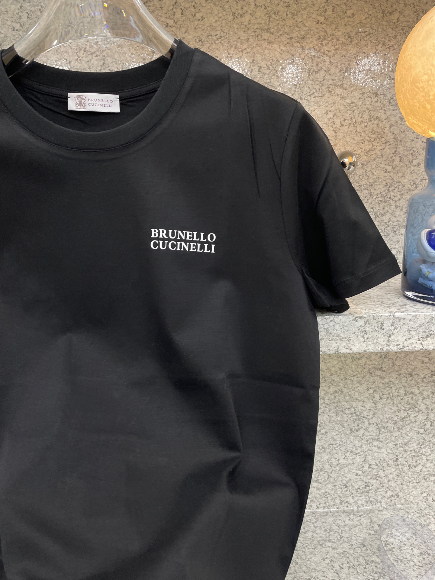 “BC Brunette’s 2025 Spring/Summer Custom Velvet T-shirt Collection: Abstract Medusa Design” - 图片 6
