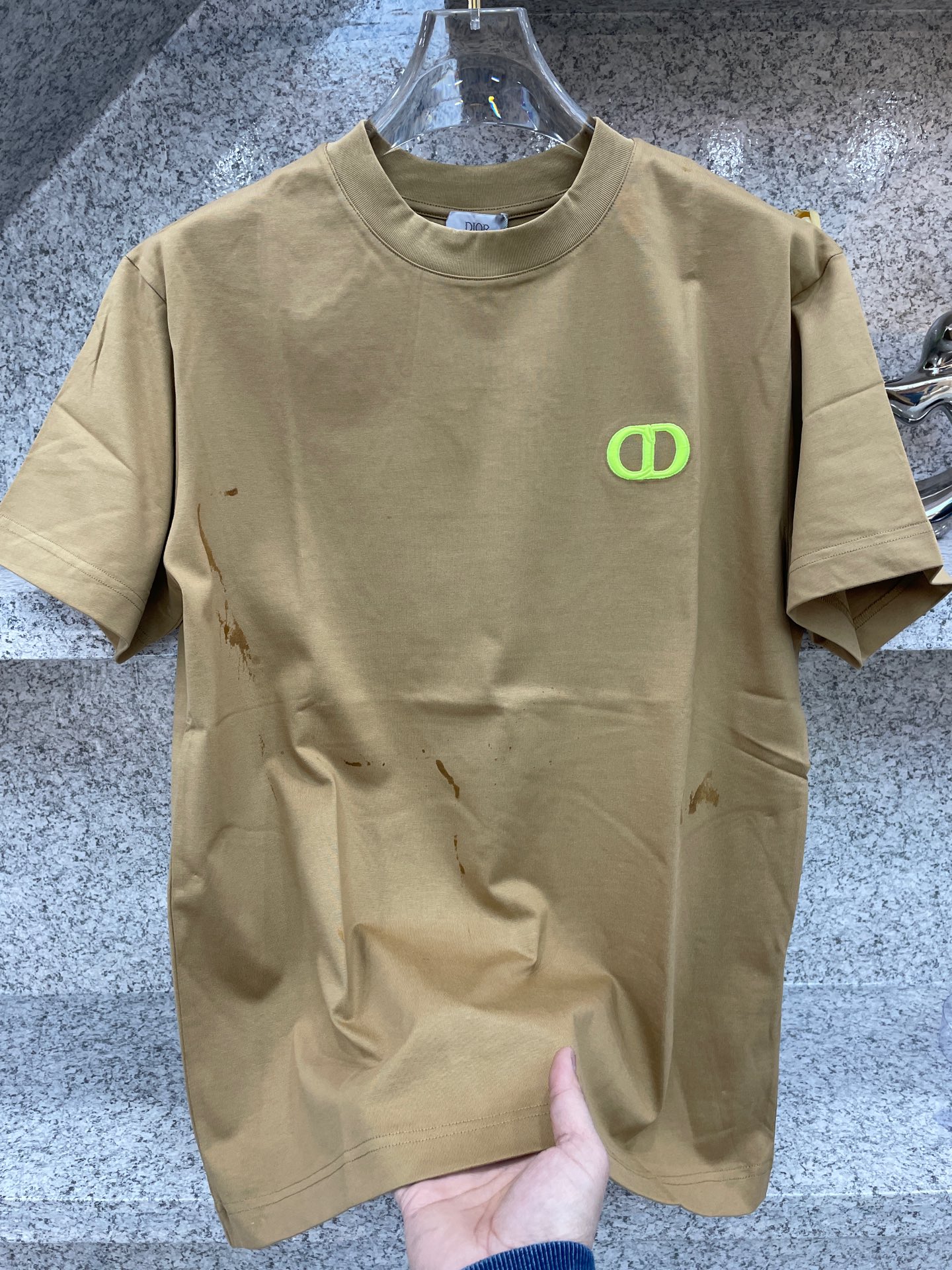   CD迪澳🆕25//ss新品春夏首发专柜 最新款短袖圆领T恤❗️高端订制 设计前卫时尚！品牌logo重