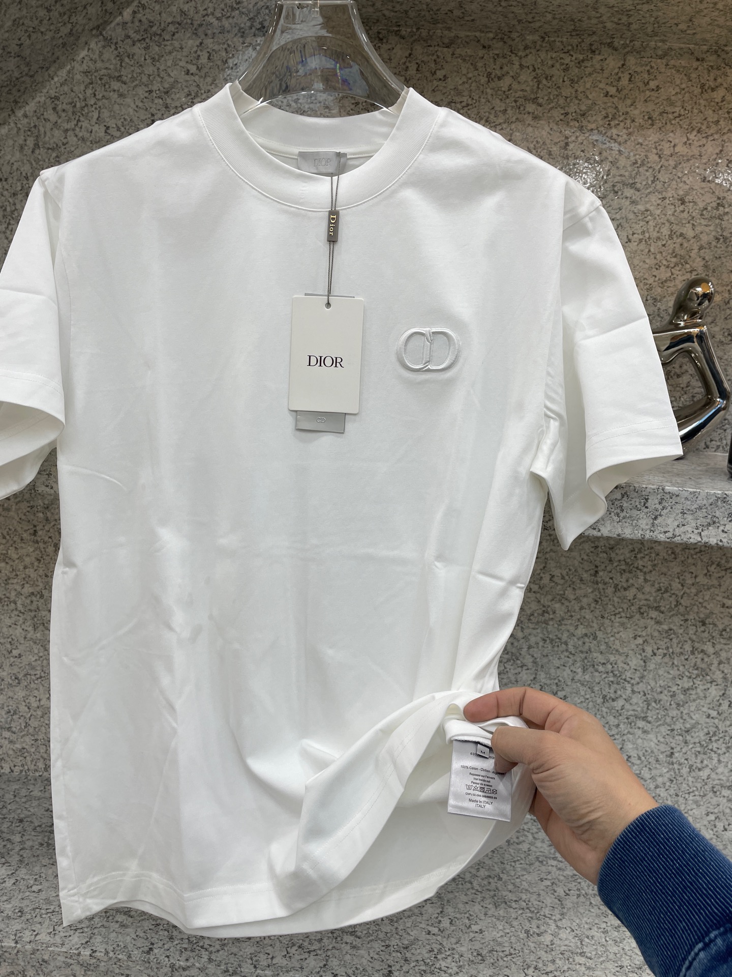   CD迪澳🆕25//ss新品春夏首发专柜 最新款短袖圆领T恤❗️高端订制 设计前卫时尚！品牌logo重