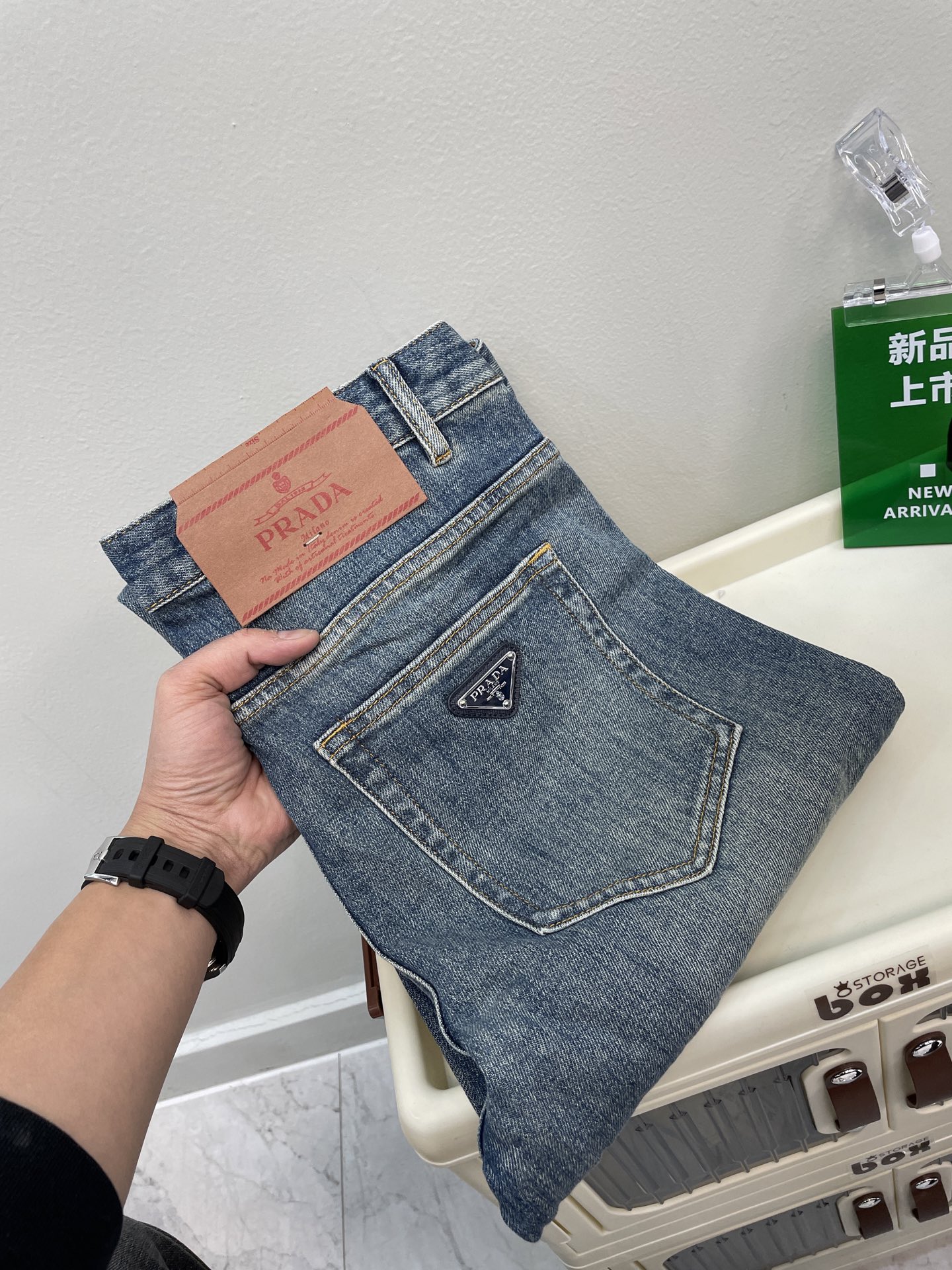  PRAD普拉哒 25ss😘爆款蓝标三角 春夏😍牛仔裤🆕经典潮流蓝色系 柔软亲肤面料 专柜限量款 奢华感