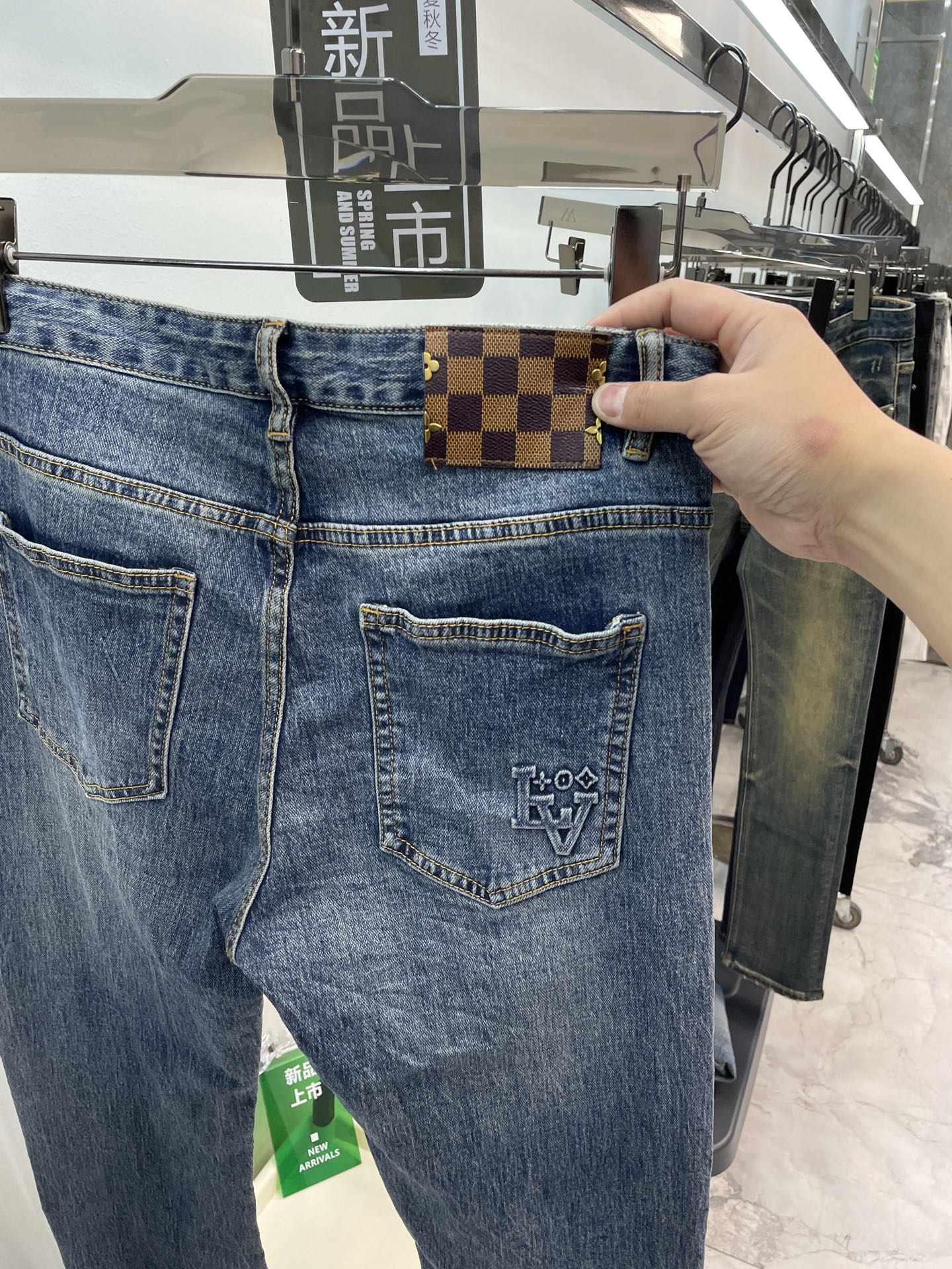  LY驴牌ss😘爆款新品 25春夏新品🆕柔软亲肤面料 重工定位洗水 专柜限量款 奢华感订制头层皮铭牌 工