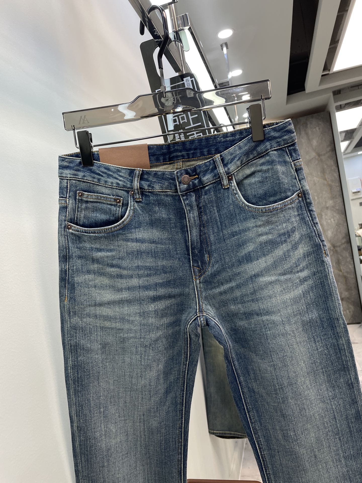  PRAD普拉哒 25ss😘爆款蓝标三角 春夏😍牛仔裤🆕经典潮流蓝色系 柔软亲肤面料 专柜限量款 奢华感