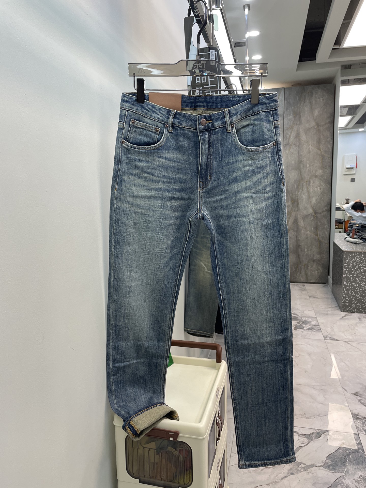 PRAD普拉哒 25ss😘爆款蓝标三角 春夏😍牛仔裤🆕经典潮流蓝色系 柔软亲肤面料 专柜限量款 奢华感
