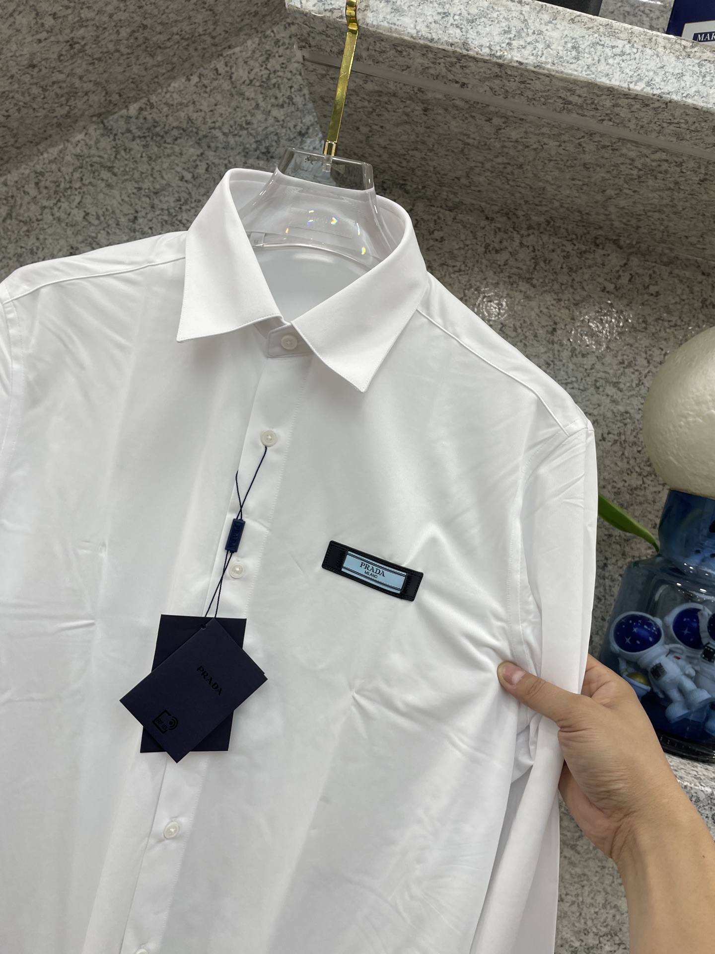   【PRAD】普拉哒🦉25//ss 全年常穿衬衣🆕高货🅰️精致官网细节专柜热卖款衬衫 立挺亲肤有光泽 