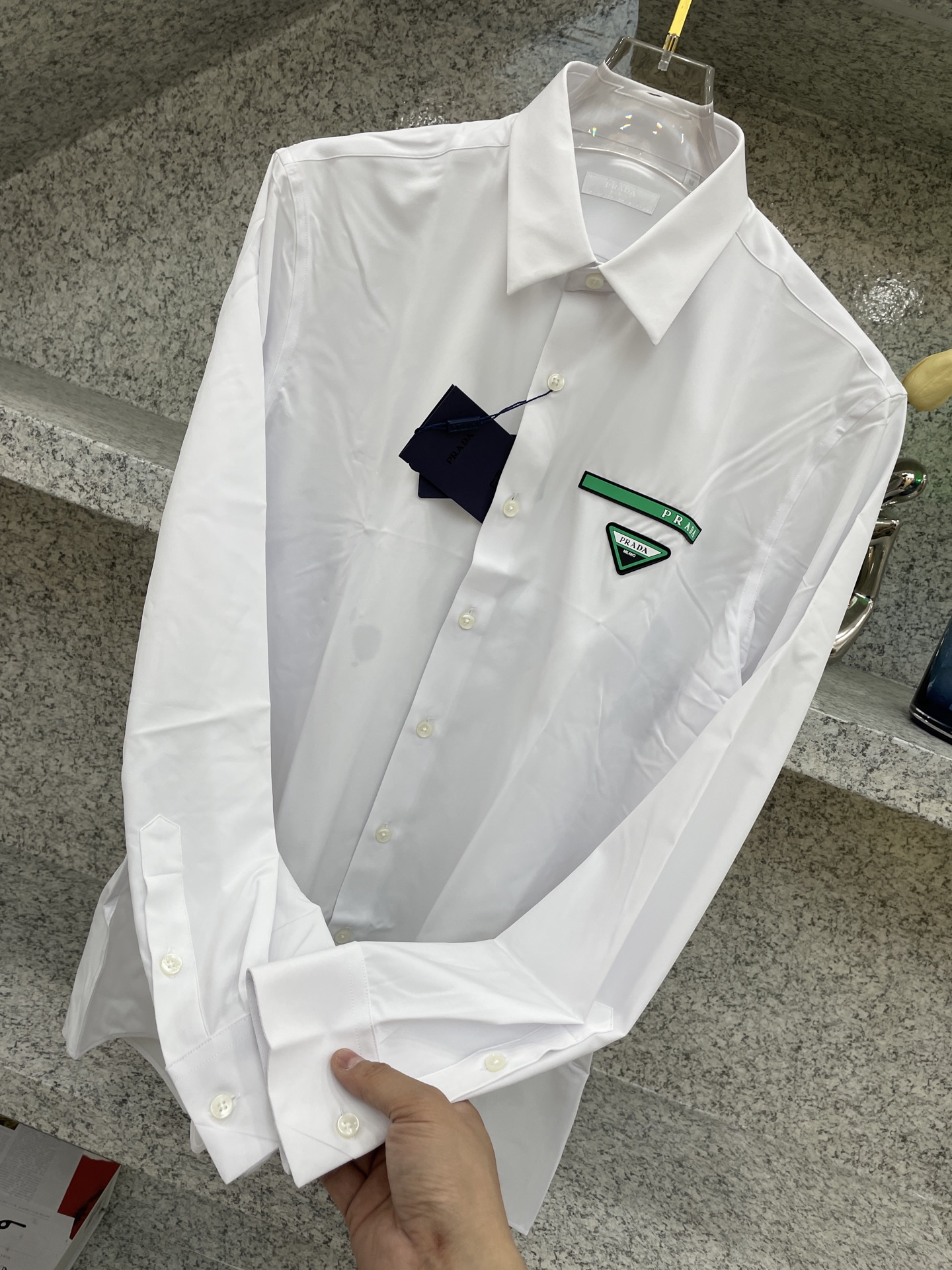   【PRAD】普拉哒🦉25//ss 全年常穿衬衣🆕高货🅰️精致官网细节专柜热卖款衬衫 立挺亲肤有光泽 