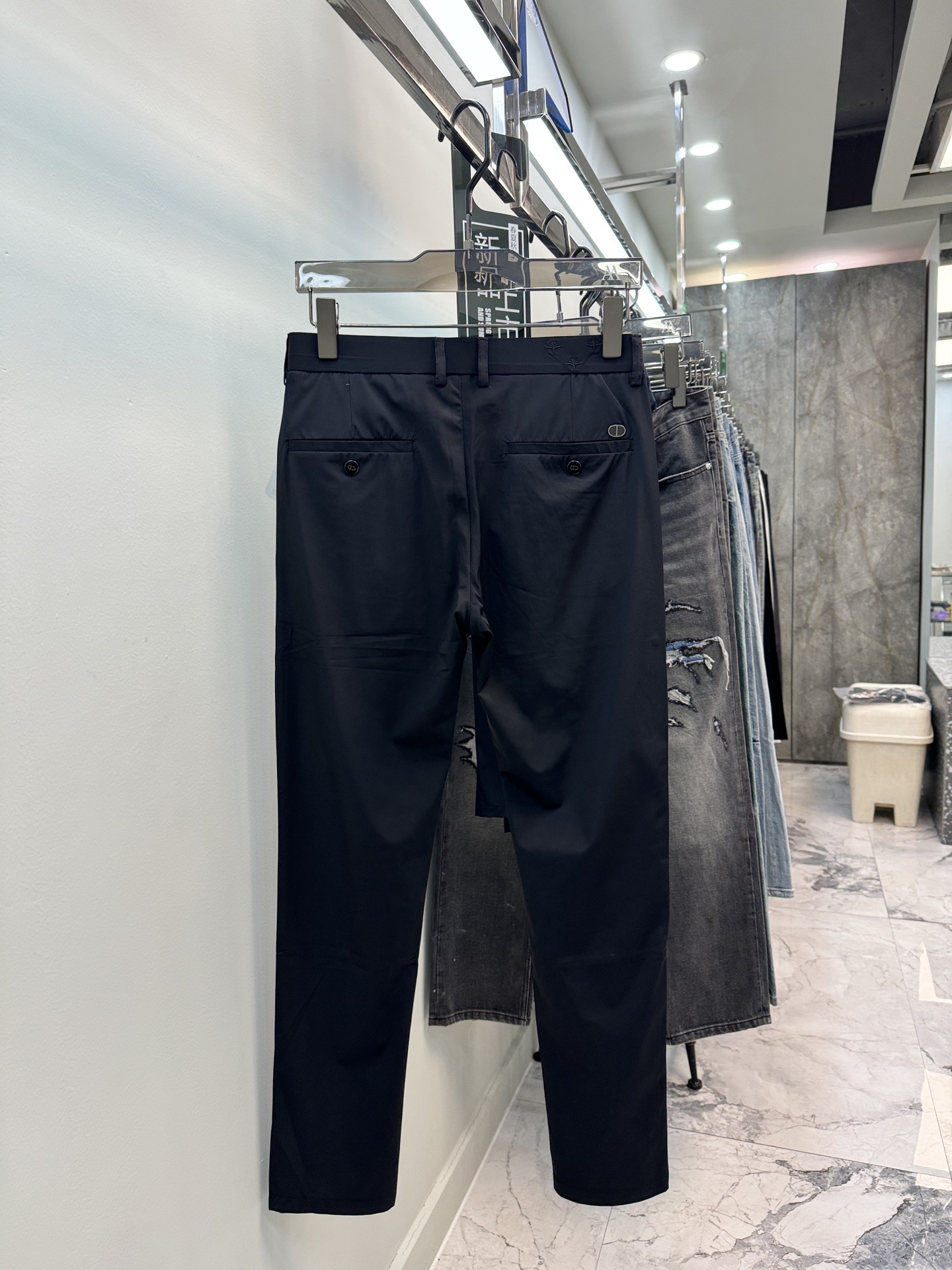   CD迪澳🔈夏季👖满满品质感休闲裤 奢华原版订制五金+进口磁吸扣子 锦纶天丝超薄速干殊订制面料 细节处