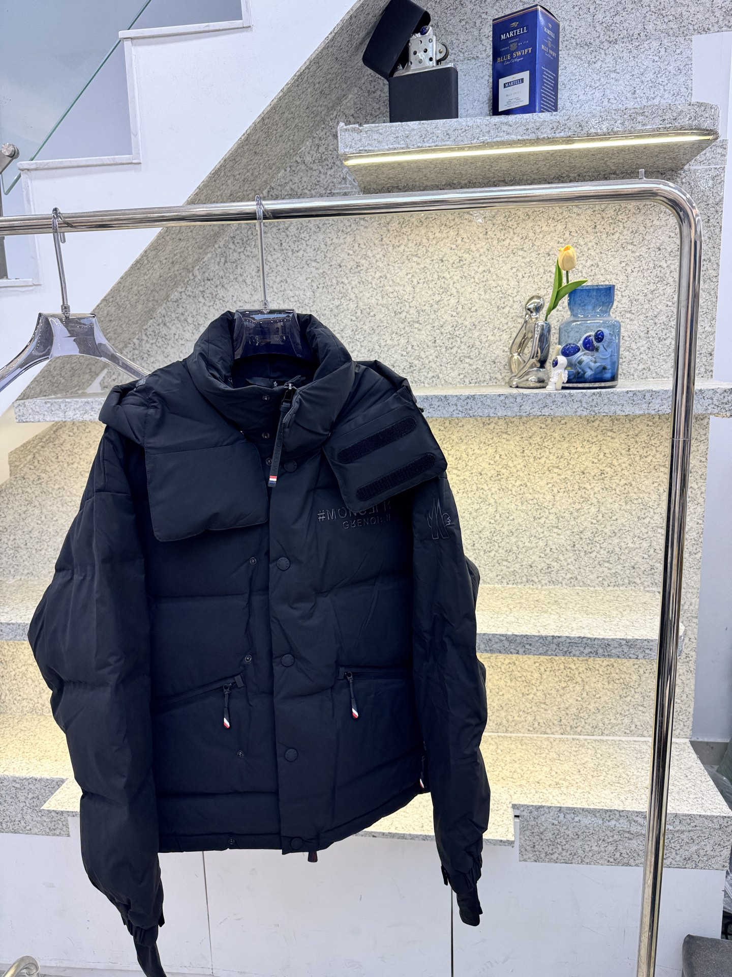 . 535645_610 535645_610