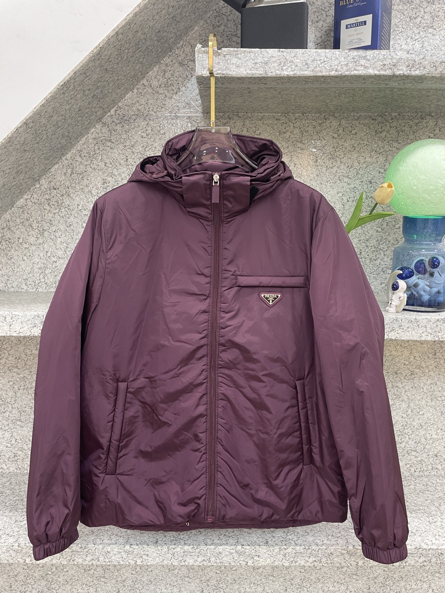 羽绒服 PRAD普拉哒🔈顶级鸭绒连帽羽绒服✅超高端品相🥰官网外料内衬都选用东丽克轻材质，超柔 超细腻 超