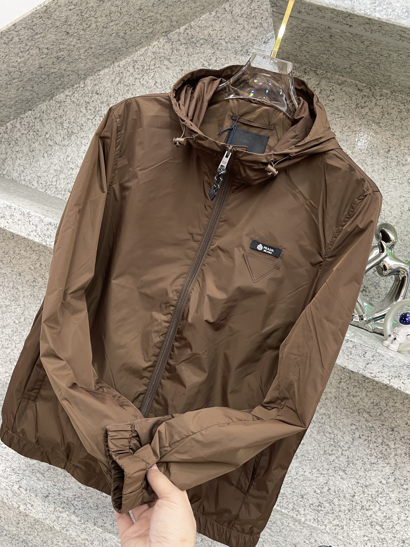 PRAD普拉哒🆕X官网同款🆕专柜系列🥰原版复刻 最高版本🆕风衣外套卖过都知道这工厂 新款帅气风衣外套‼️