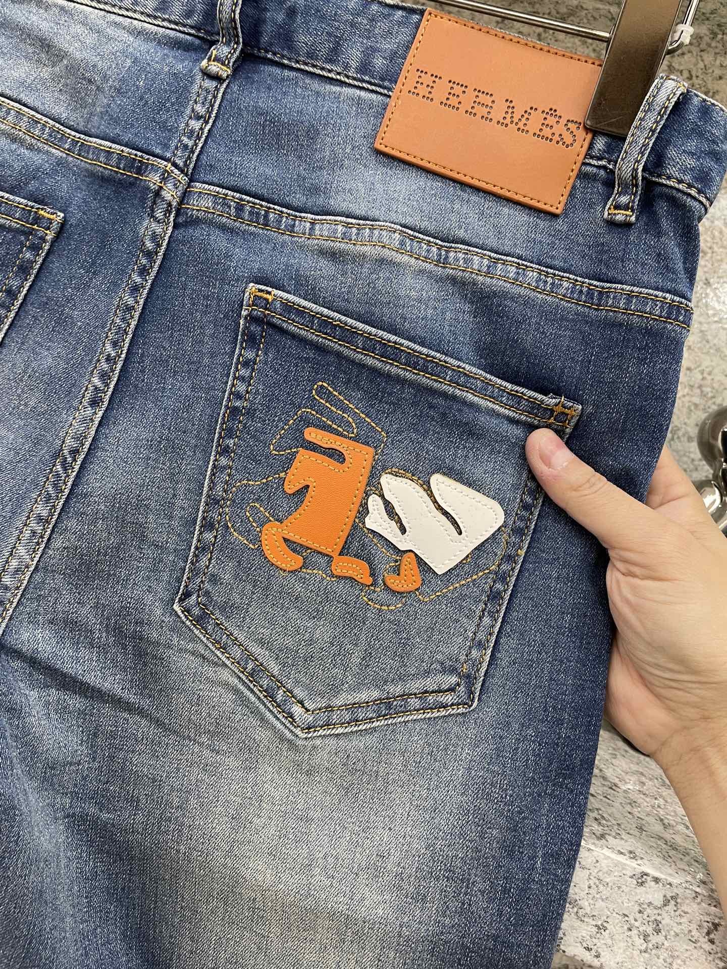HERSM爱玛士🔈春夏26🐴新品美赞牛仔裤🔈微弹力臻选上等面料🔈马🐴皮工艺元素刺绣 爆赞款 帅气柔软亲肤