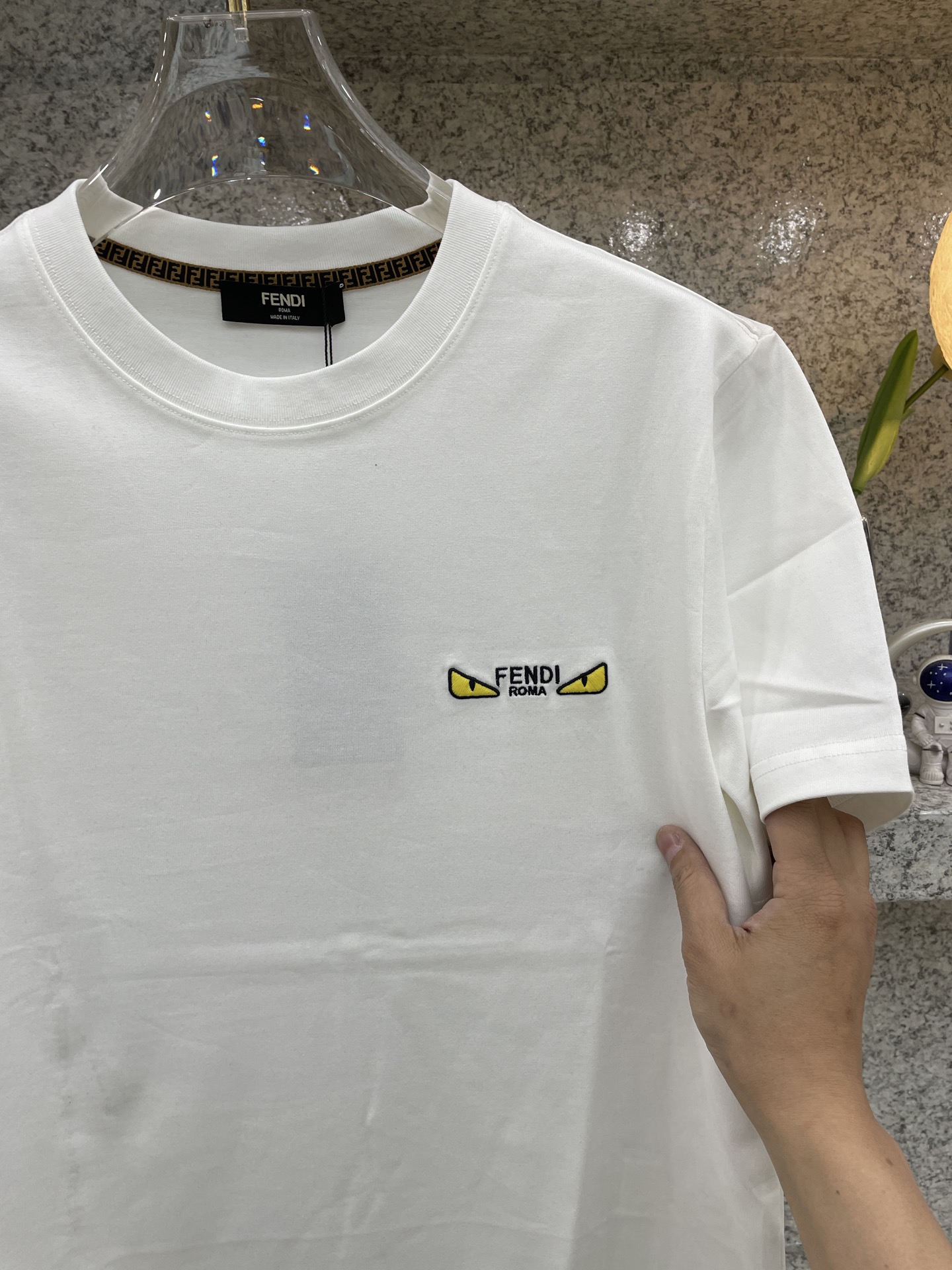 FIND芬滴🆕26-华臻尚新品上架🔈春夏首发专柜🆕品相完美 最新款短袖圆领T恤❗️高端订制 设计前卫时尚