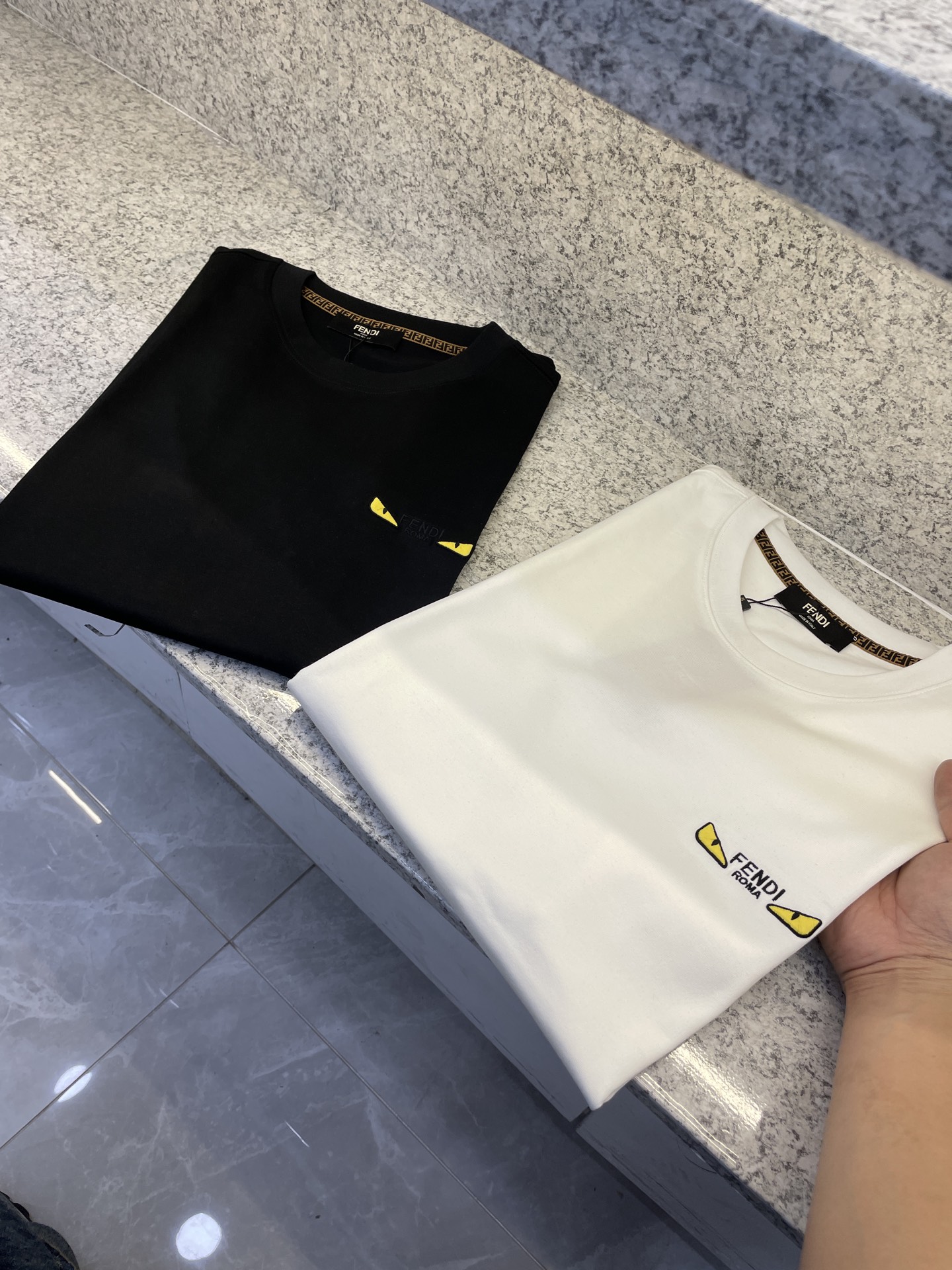 FIND芬滴🆕26-华臻尚新品上架🔈春夏首发专柜🆕品相完美 最新款短袖圆领T恤❗️高端订制 设计前卫时尚