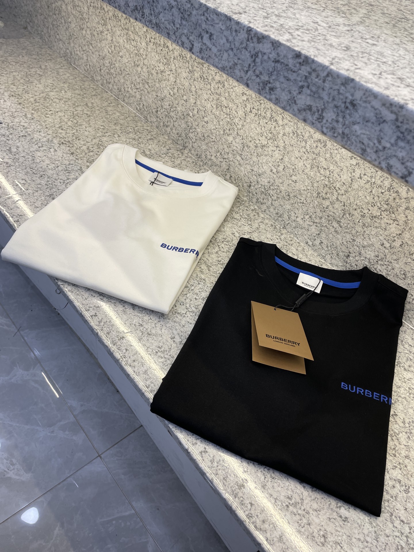 . 627420_250 627420_250 627420_250 627420_250