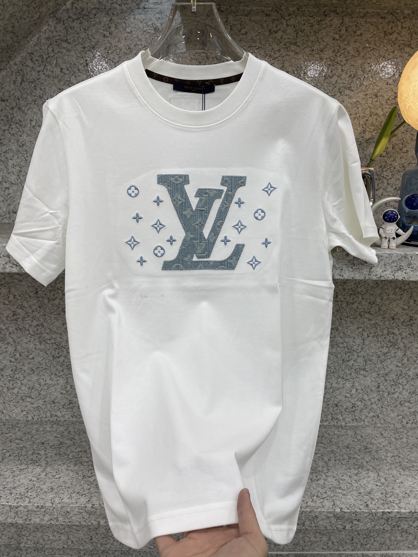 LY驴牌🆕26-华臻尚新品上架🔈春夏首发专柜🆕品相完美 最新款短袖圆领T恤❗️高端订制 设计前卫时尚！品